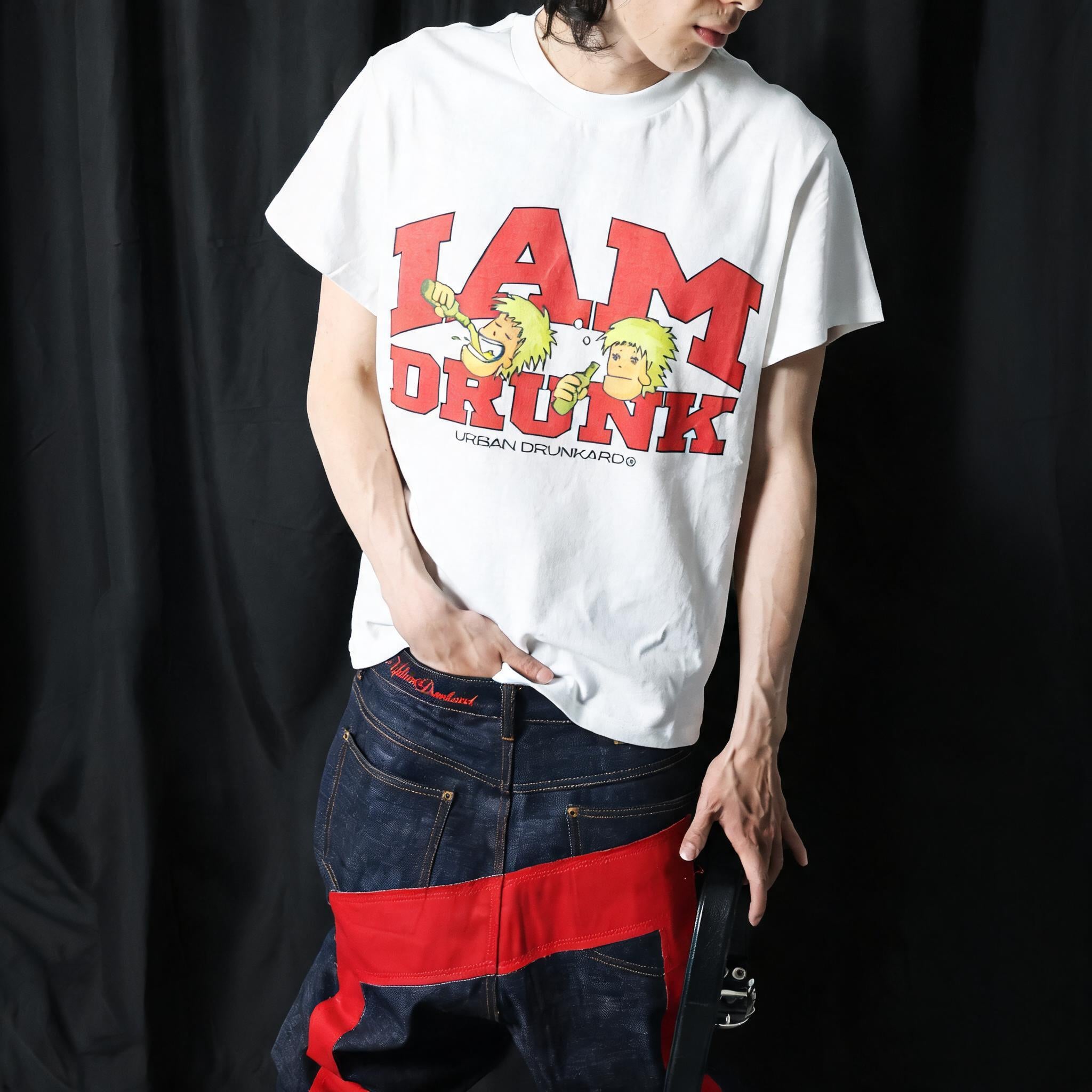 White Drunk Print Short Sleeve Tee