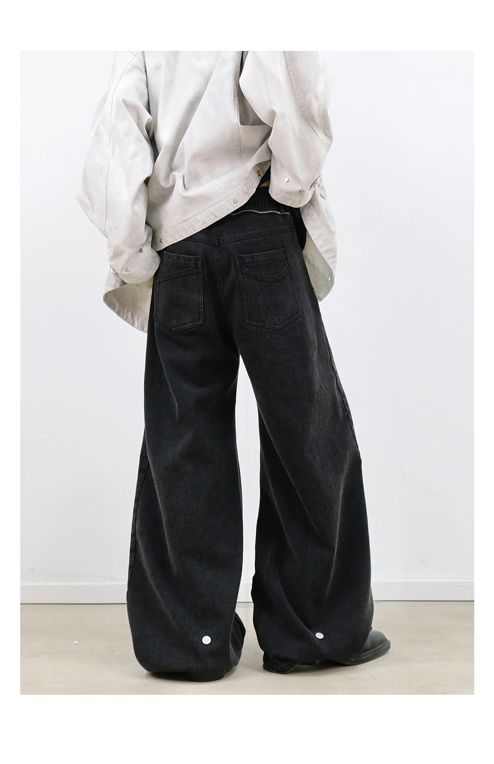 Studded Deconstructed Washed Two-tone A-line Jeans