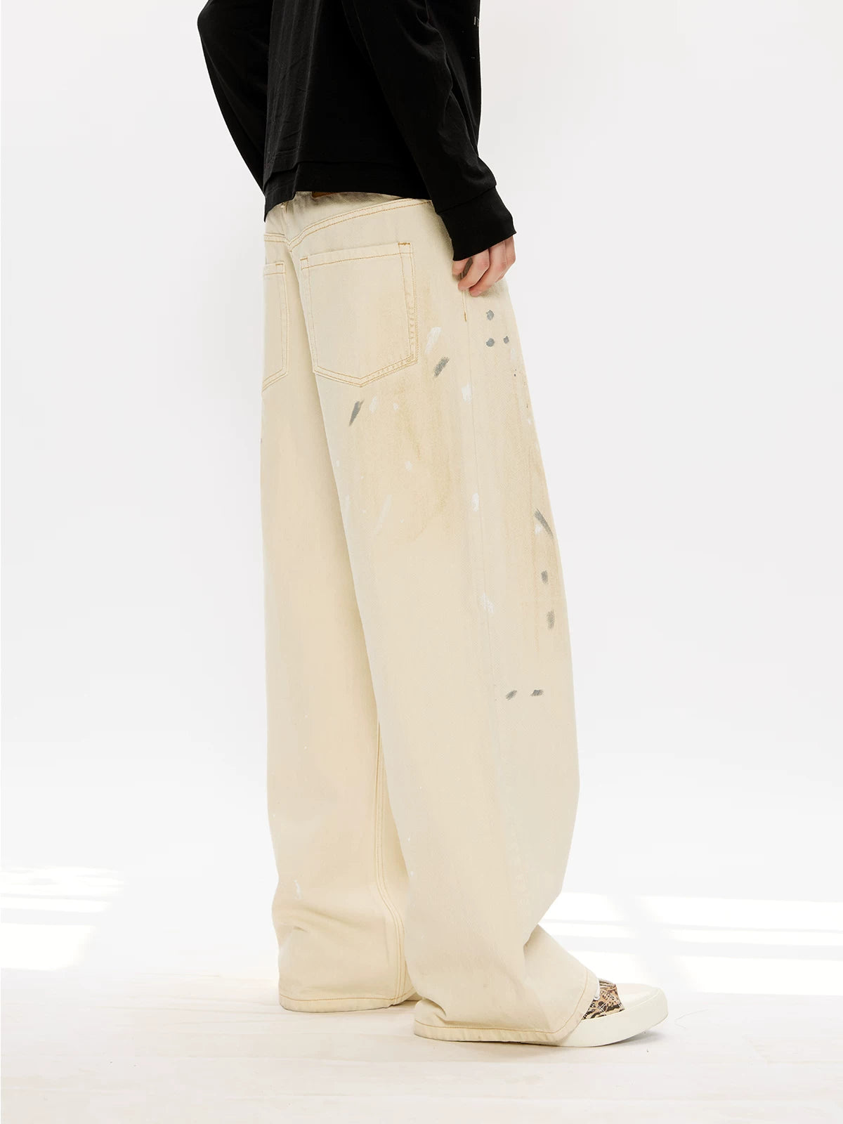 Men's Distressed Splashed Ink Straight Jeans