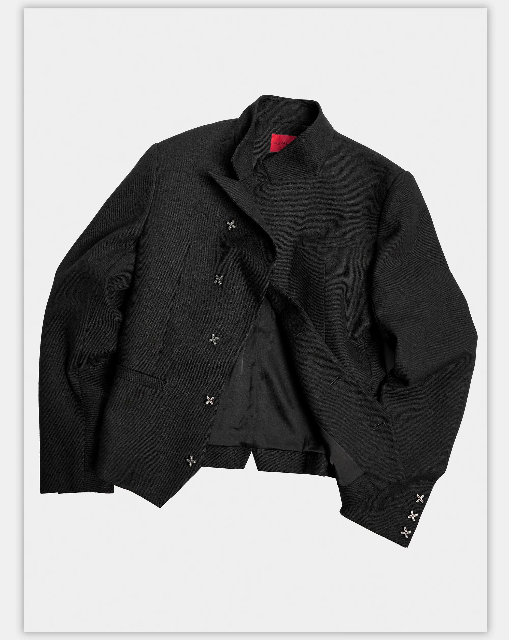 Structured Shoulder Wrinkle-Resistant Linen Slim Blazer
