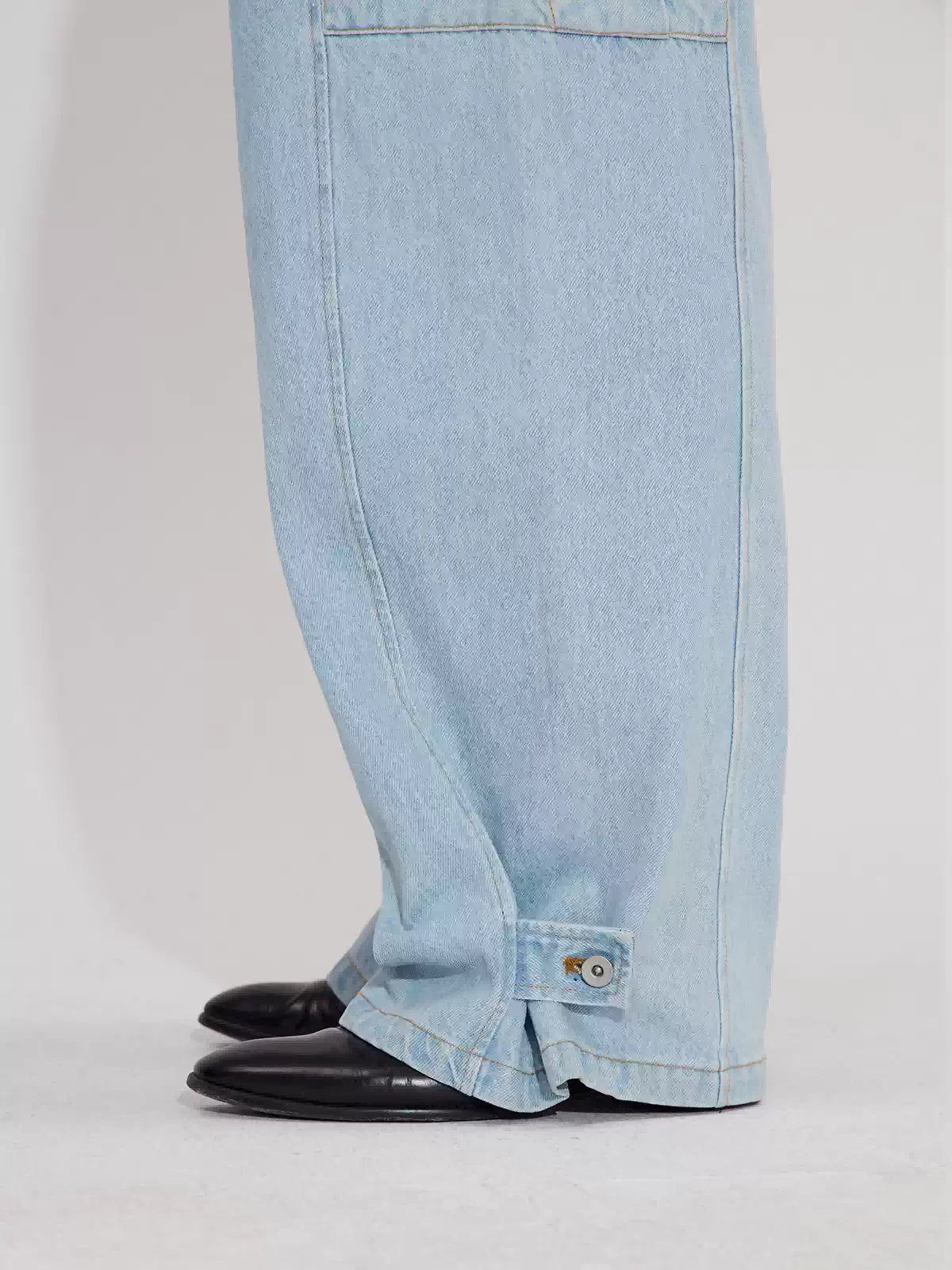 Three-Piece Raw Hem Curved Jeans