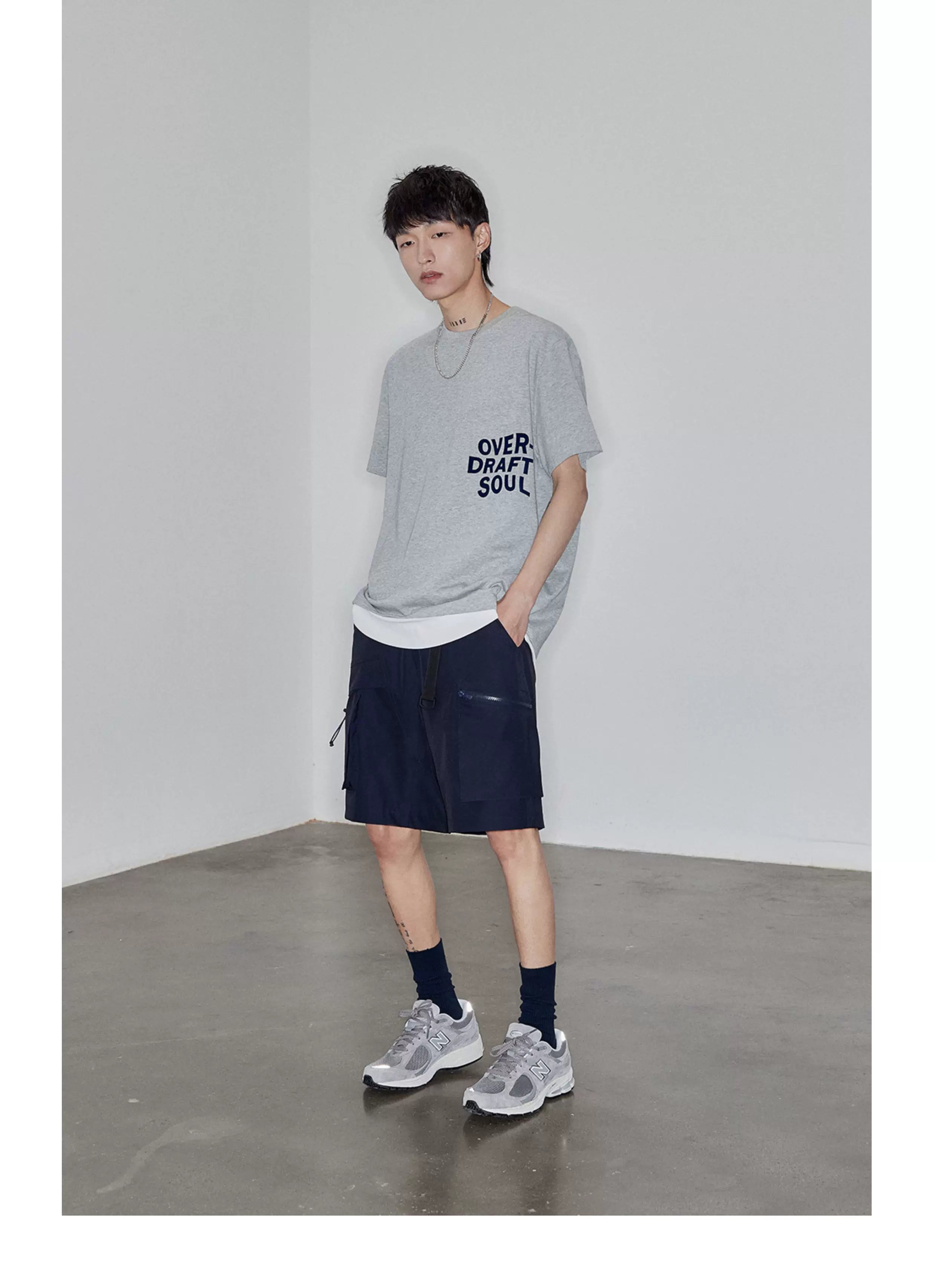 Magnetic Belted Elastic Multi-pocket Shorts