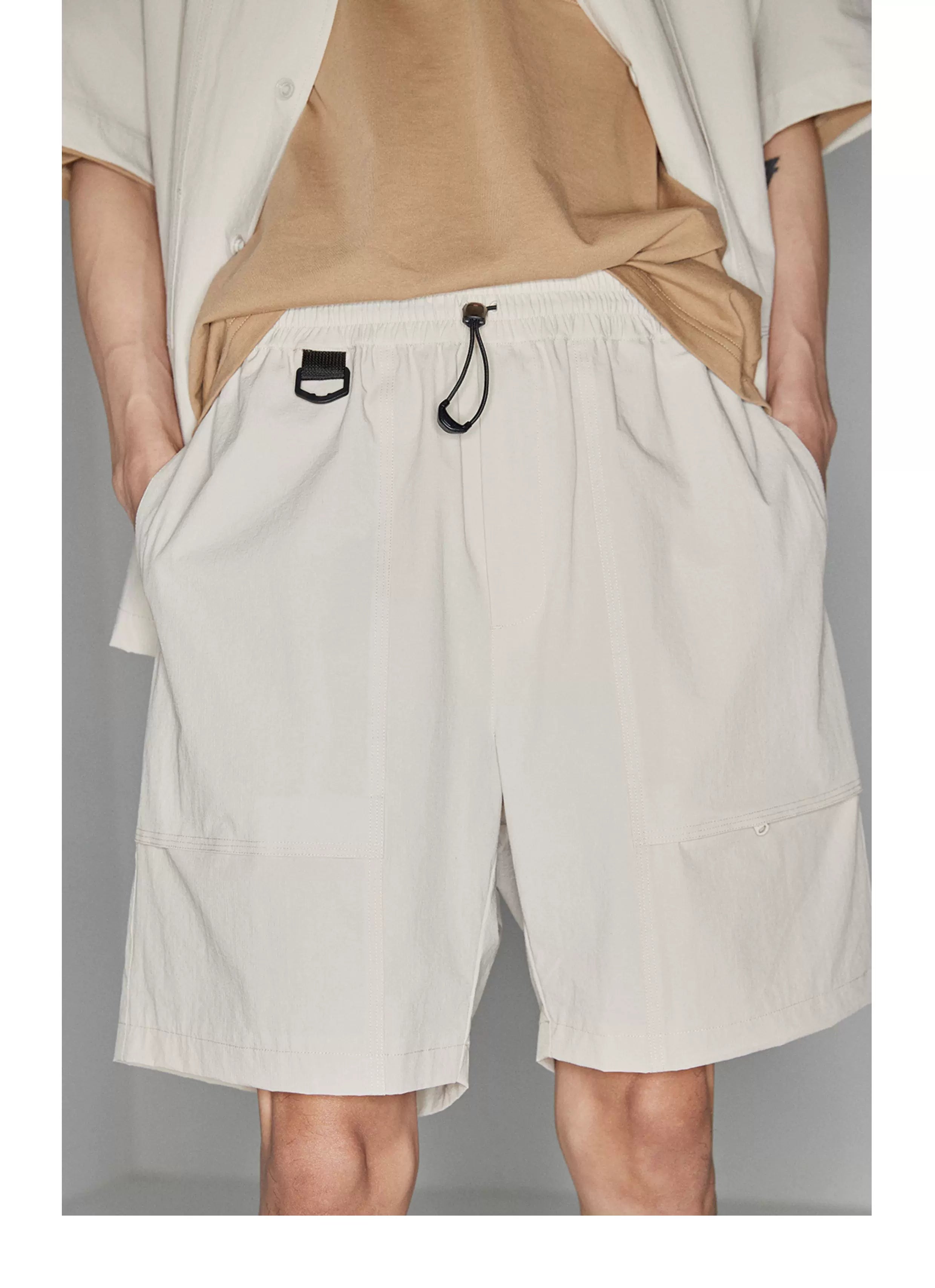 Plaid Multi-Pocket Elastic Waist Shorts