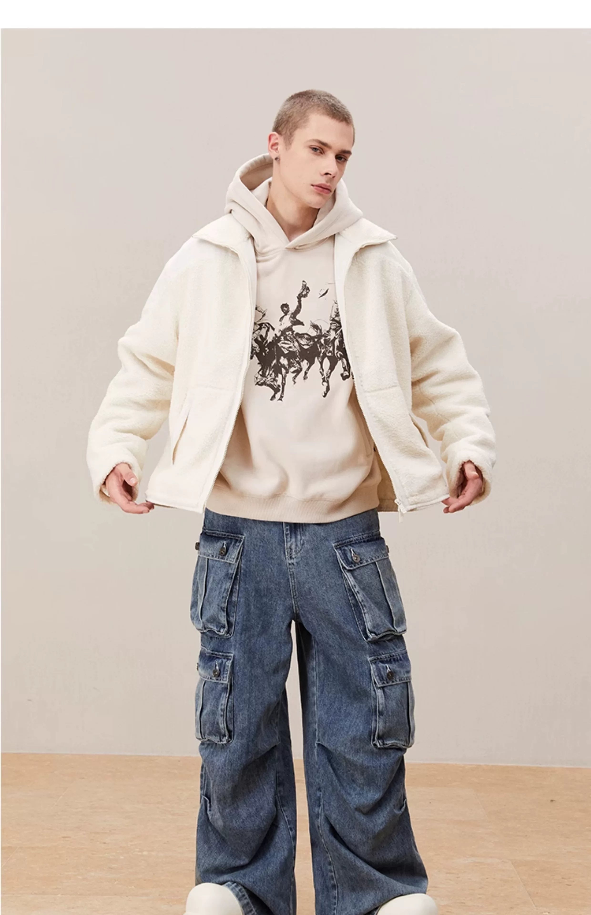 Clean Washed Wide Leg Cargo Jeans