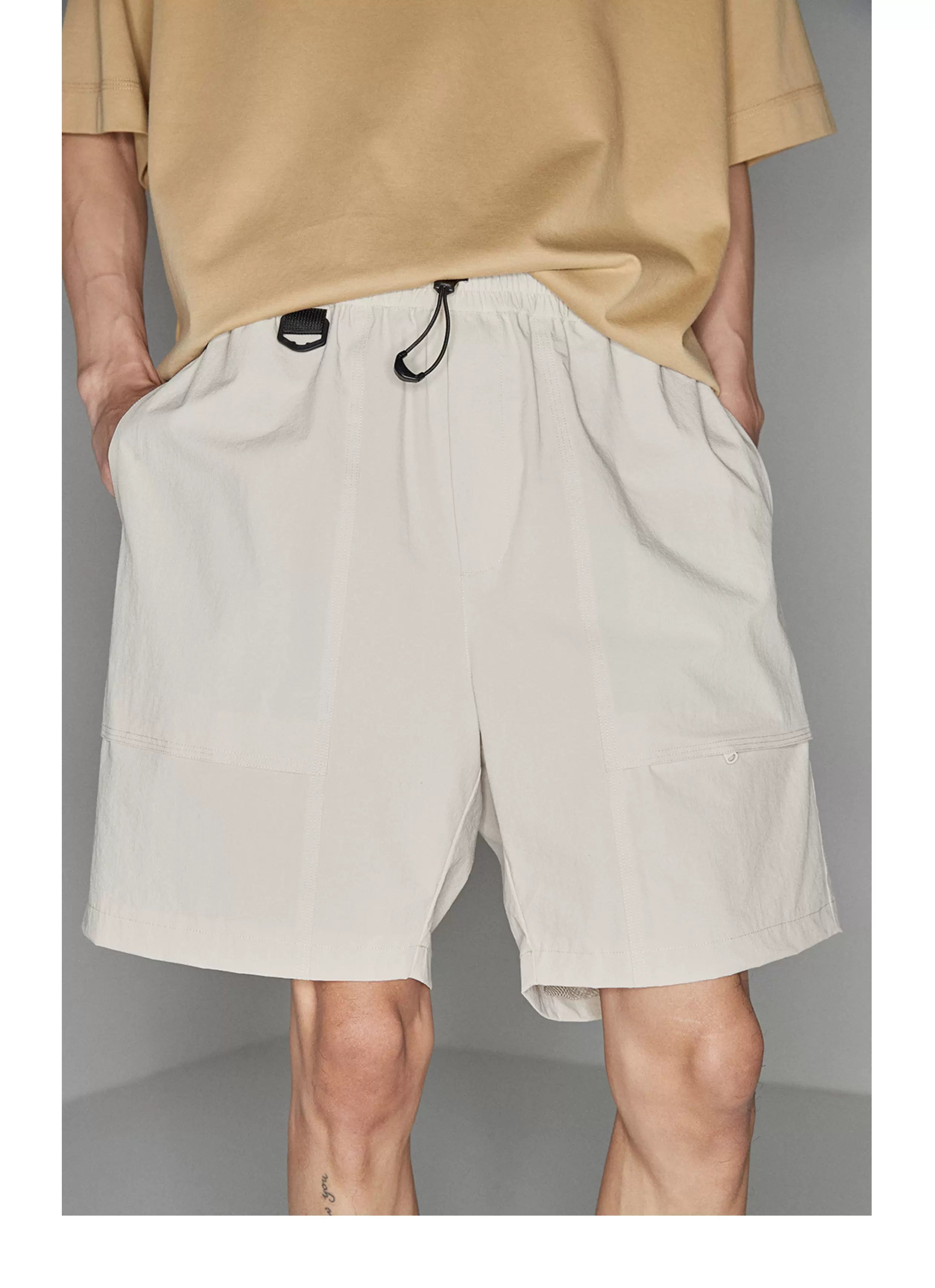 Plaid Multi-Pocket Elastic Waist Shorts