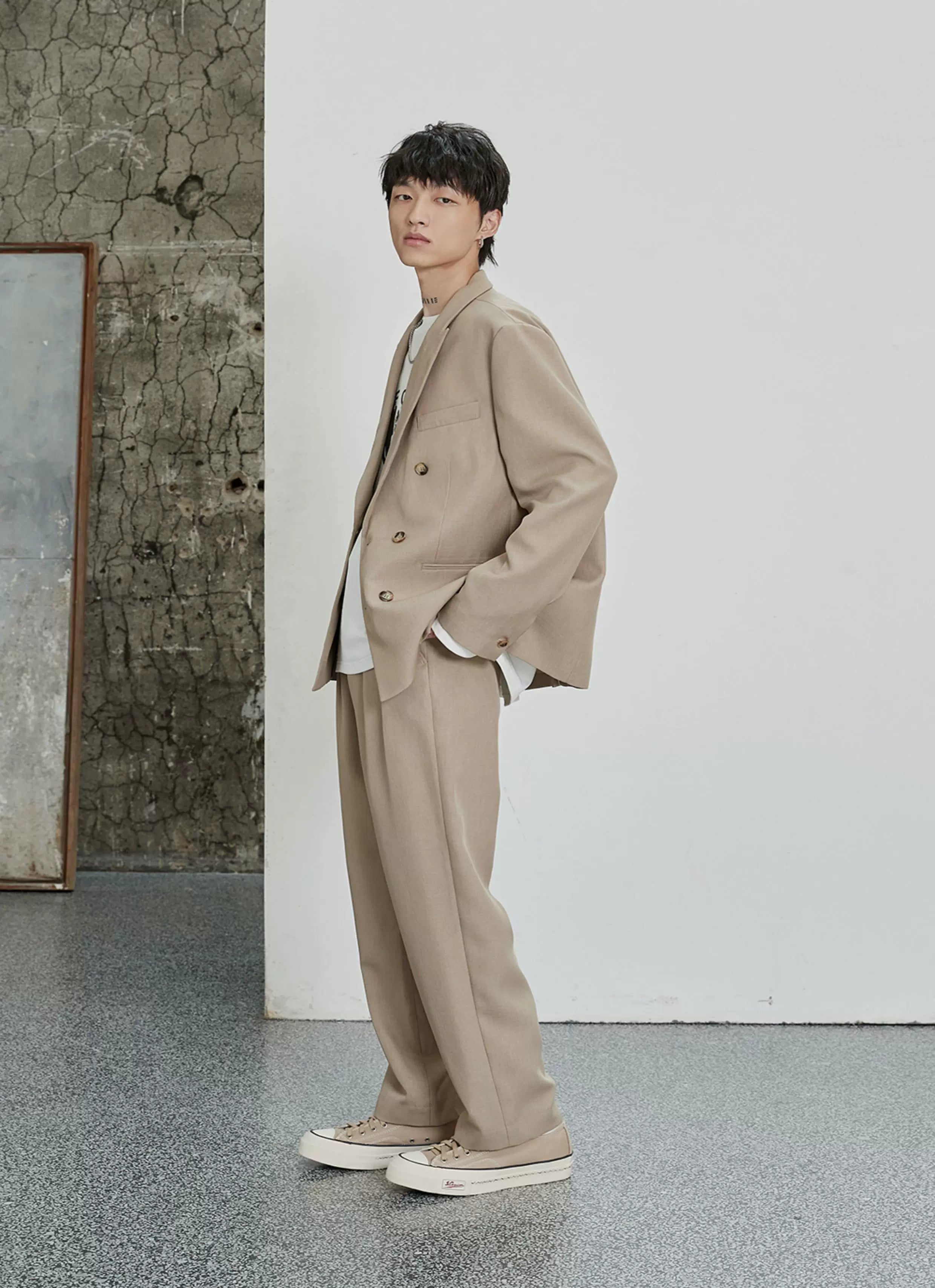 Pleated Wide Leg Suit Pants