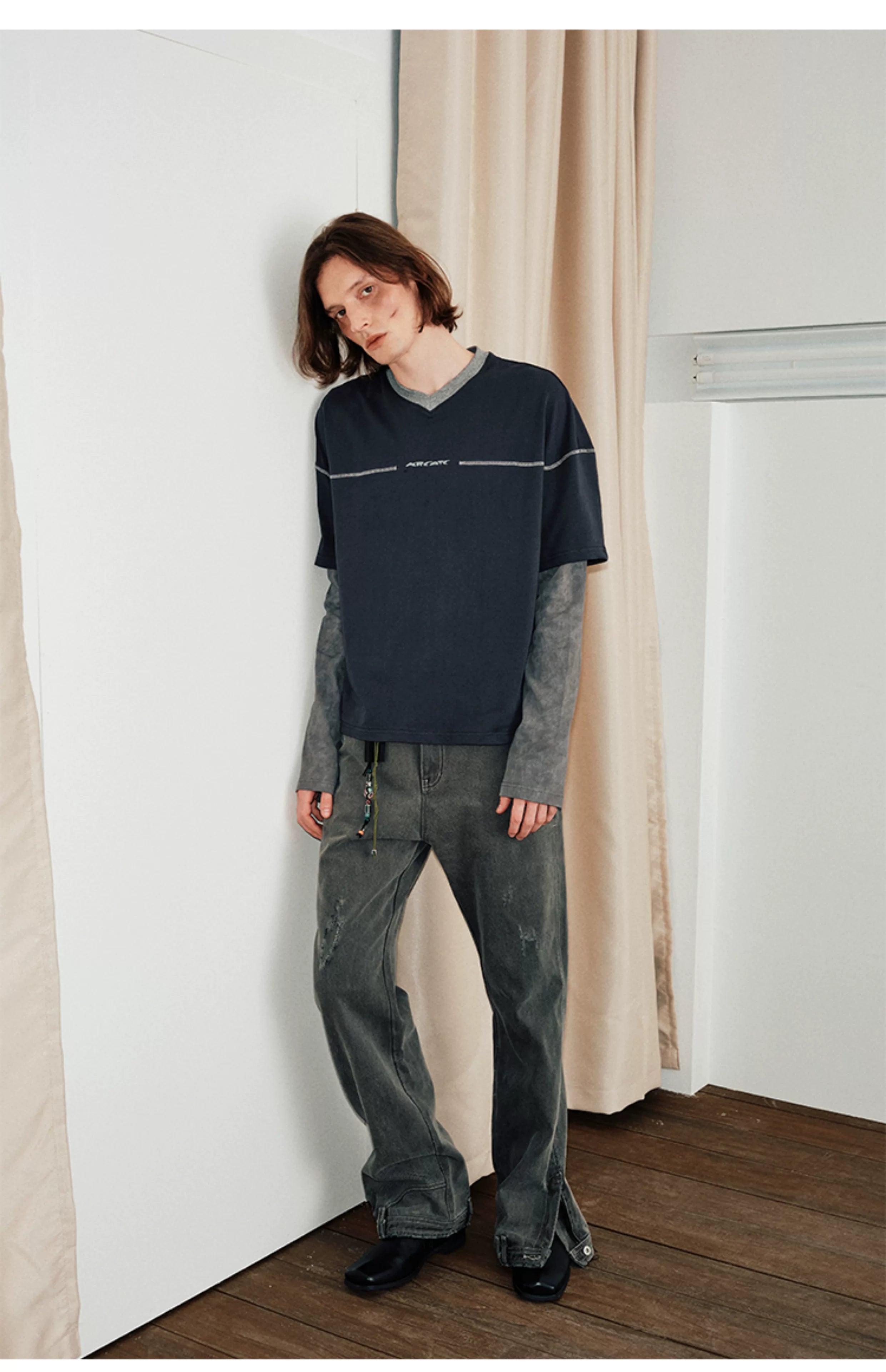 Men's Distressed Two-Way Zip Flared Jeans