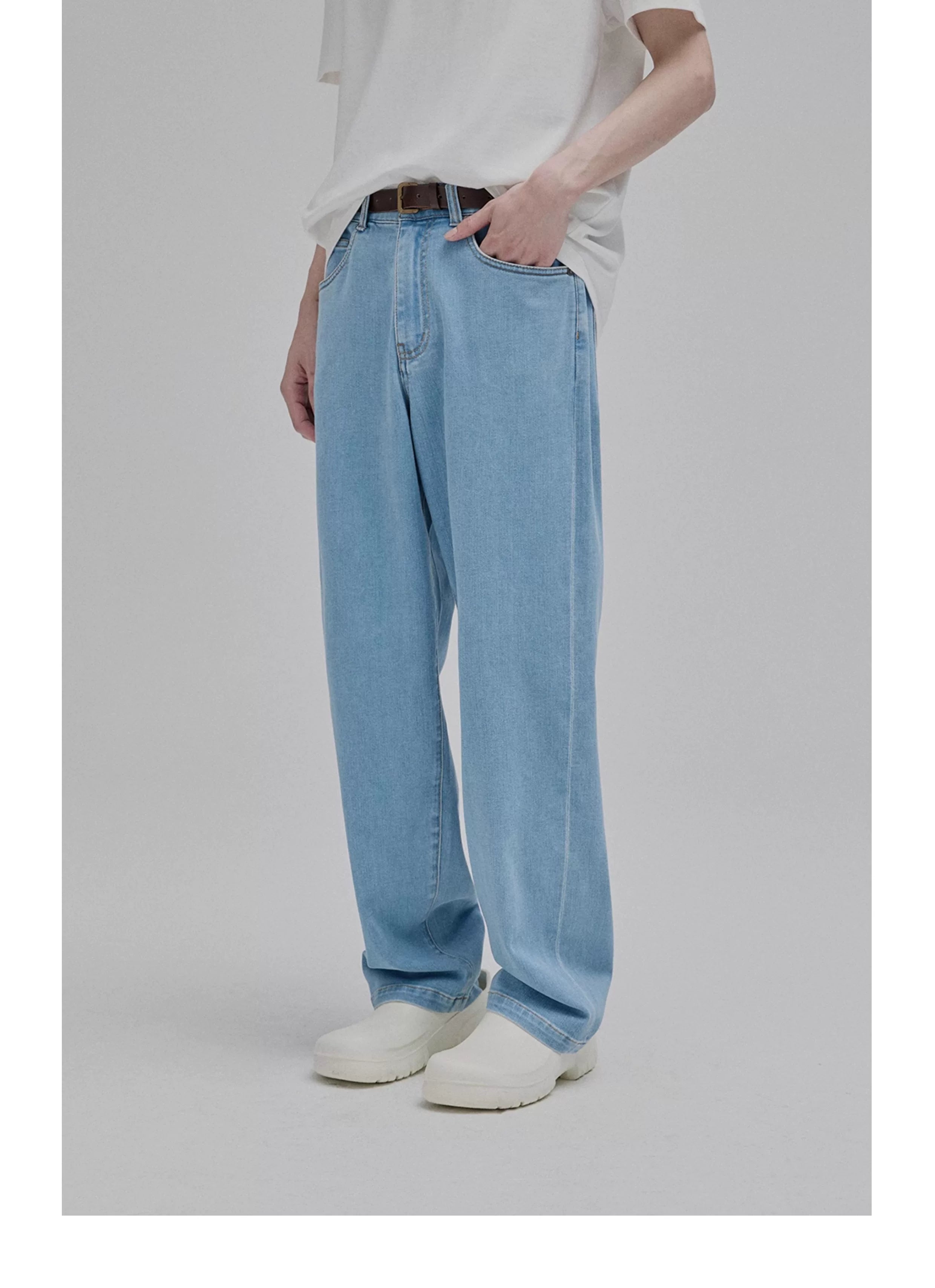 Lightweight Tapered Jeans
