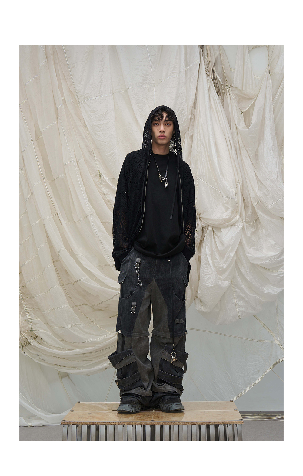 Slim Fit Ninja Sleeve Cutout Hoodie