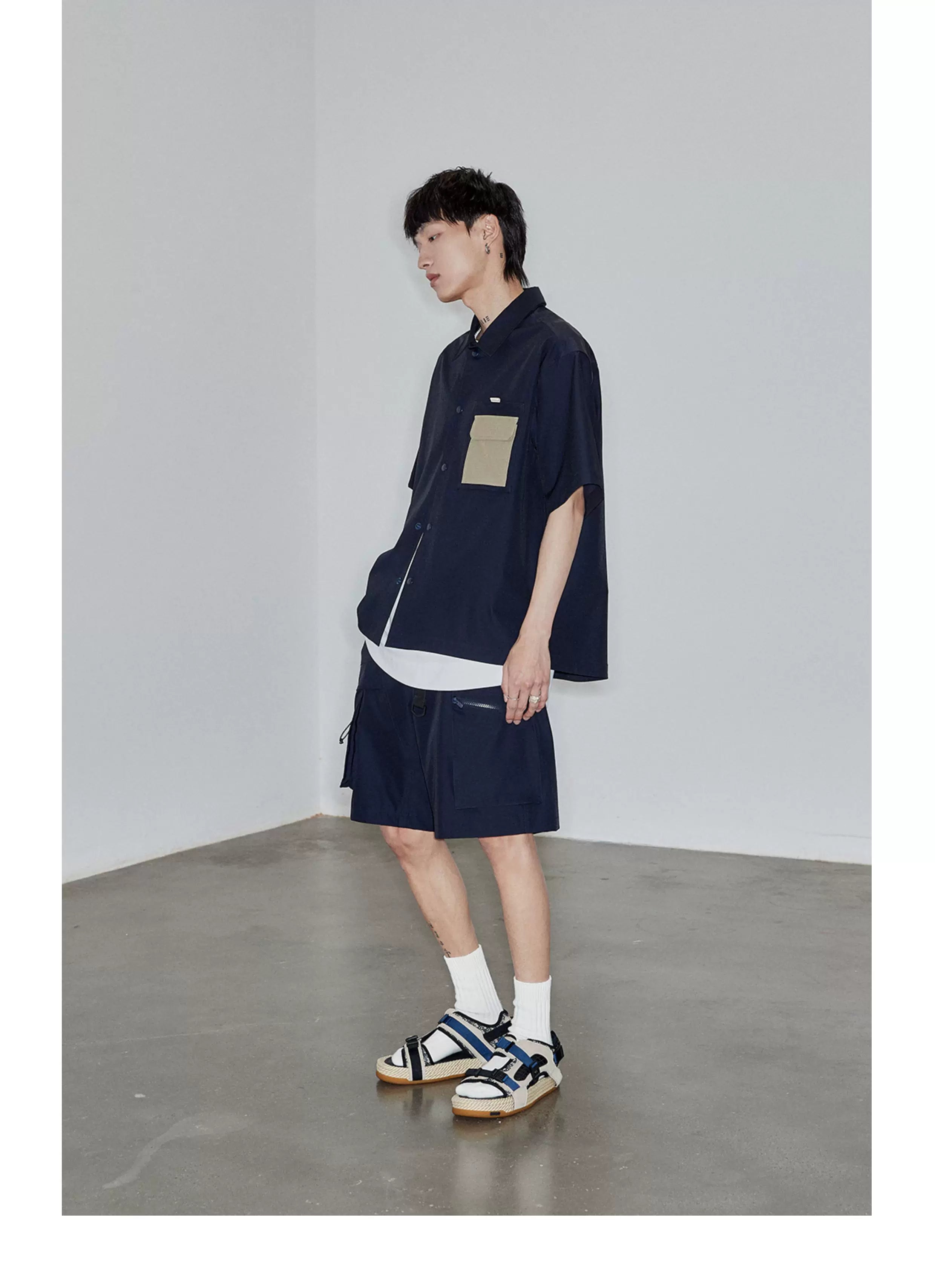 Magnetic Belted Elastic Multi-pocket Shorts