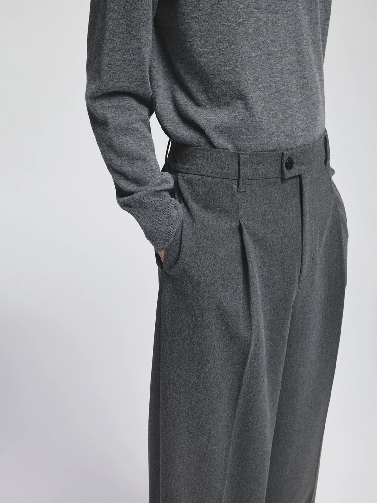 Pleated Elastic Waist Brushed Twill Slacks