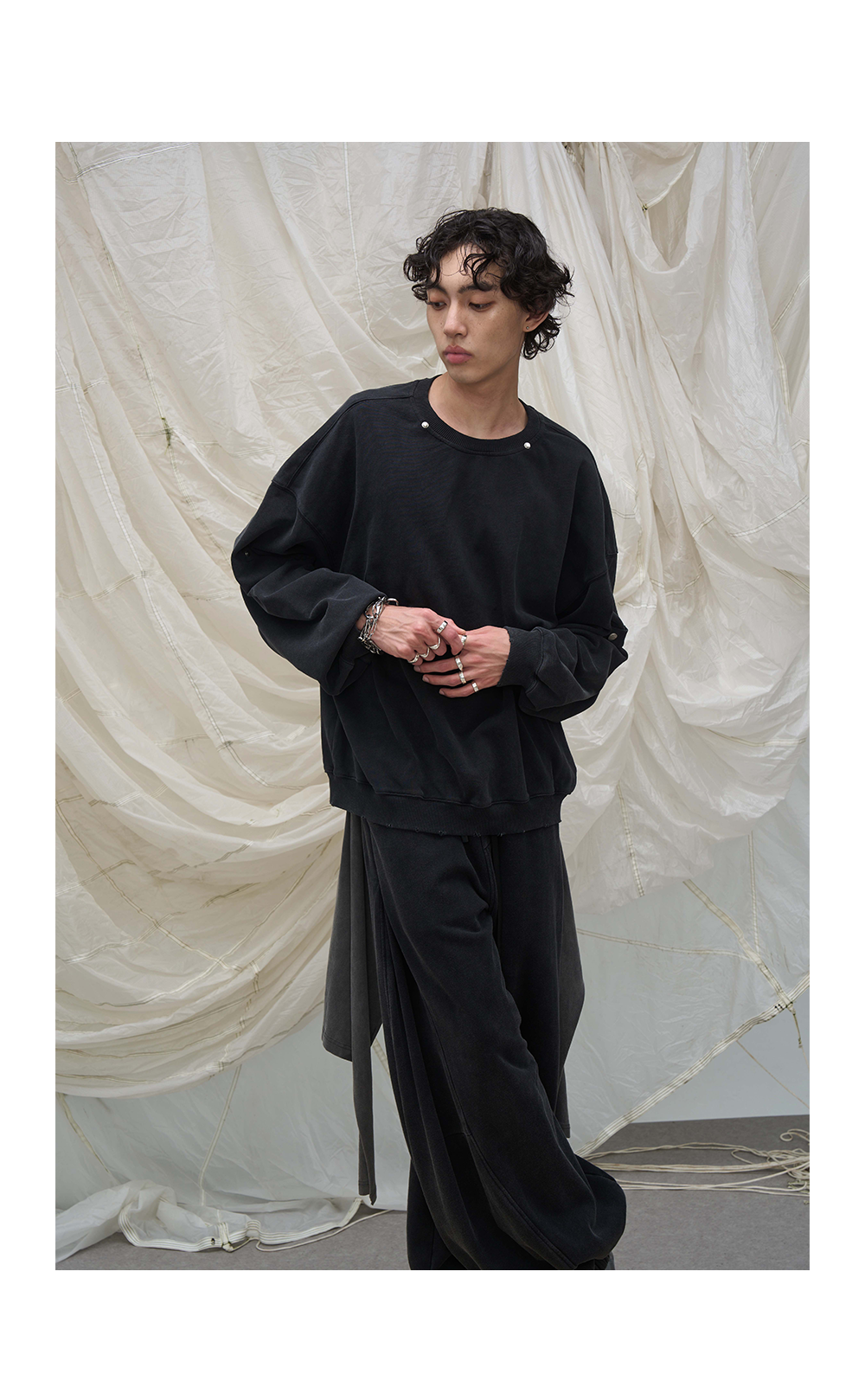 Washed Detachable Ripped Hood Grey Sweatshirt