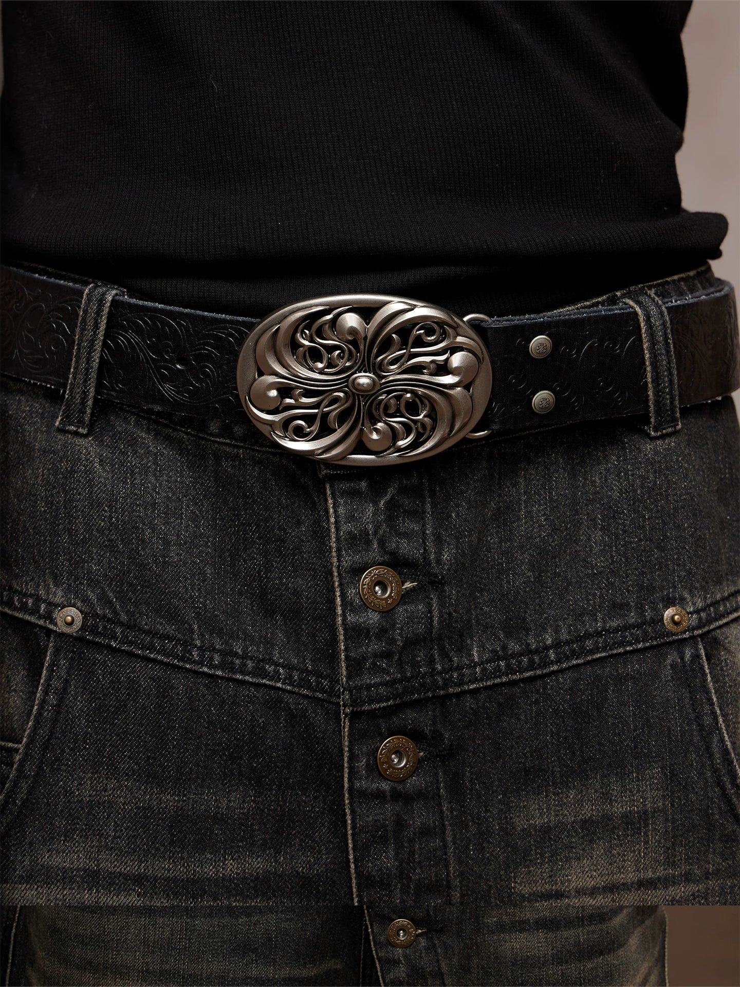 Vintage Carved Honeysuckle Leather Belt