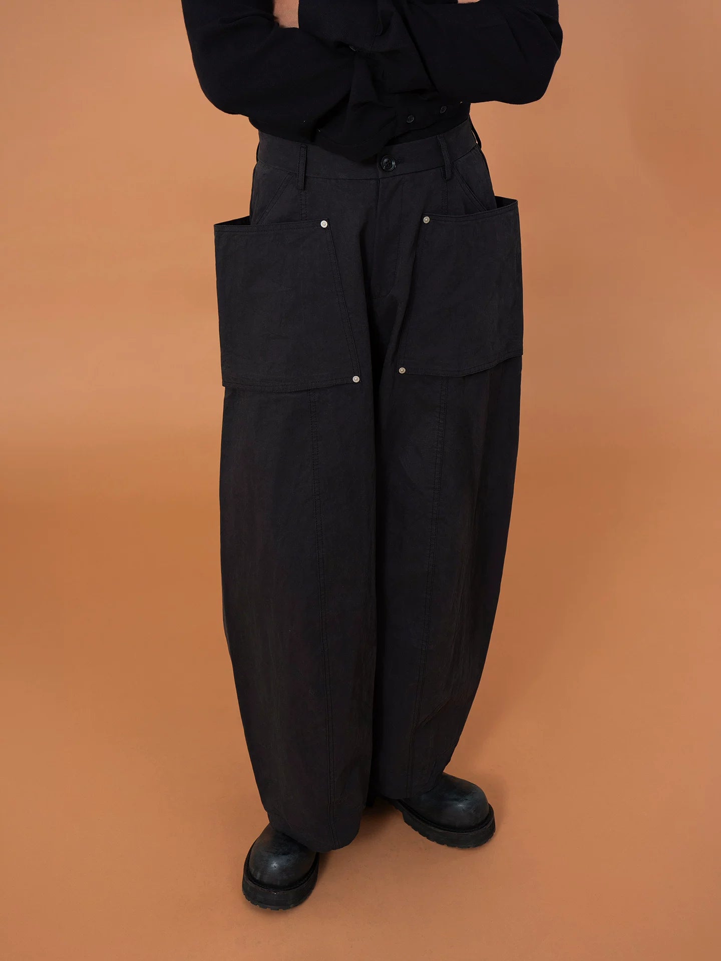 Men's Curved Wide Leg Cargo Pants