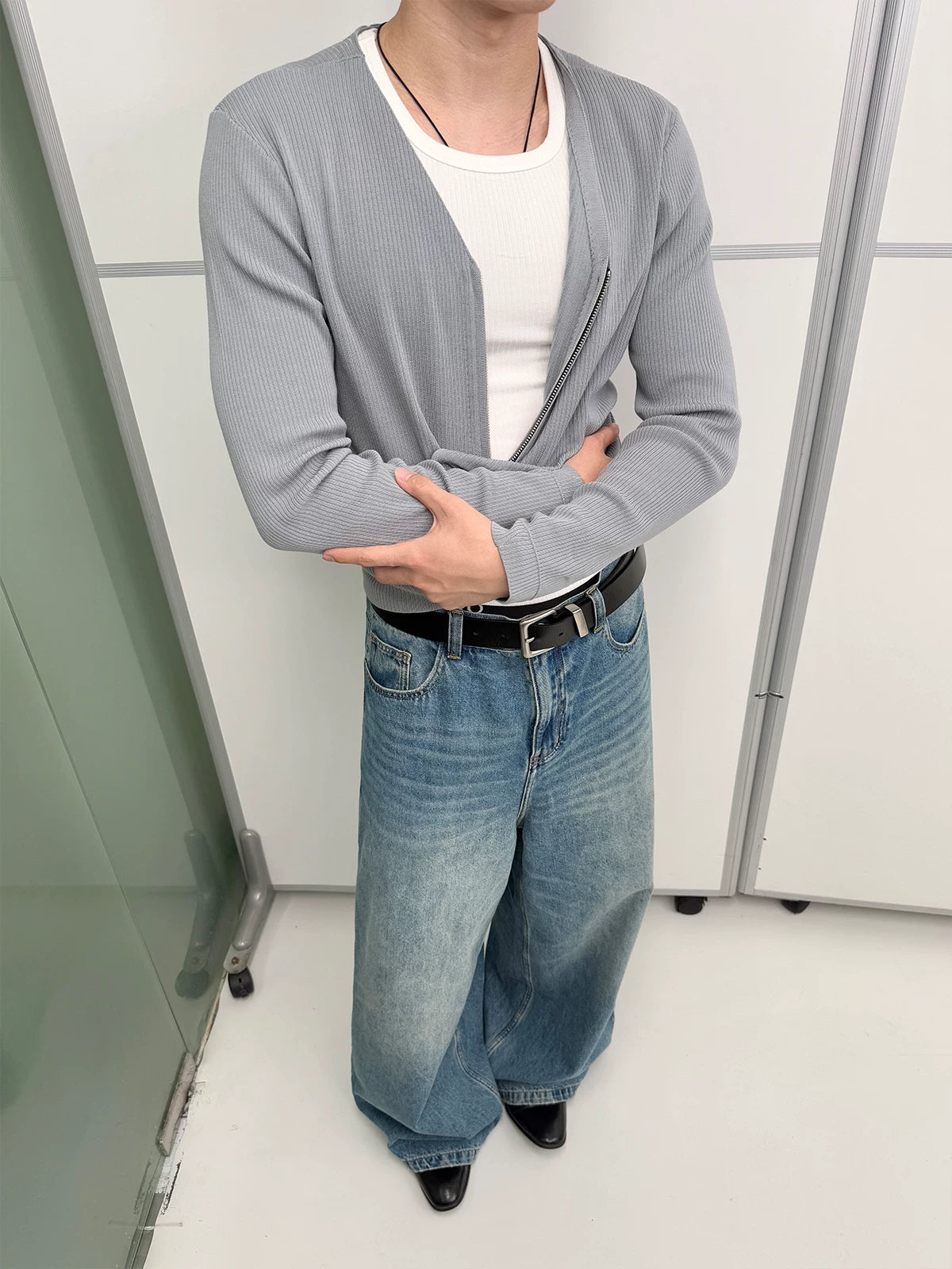 25SS V-Neck Zip Jacket