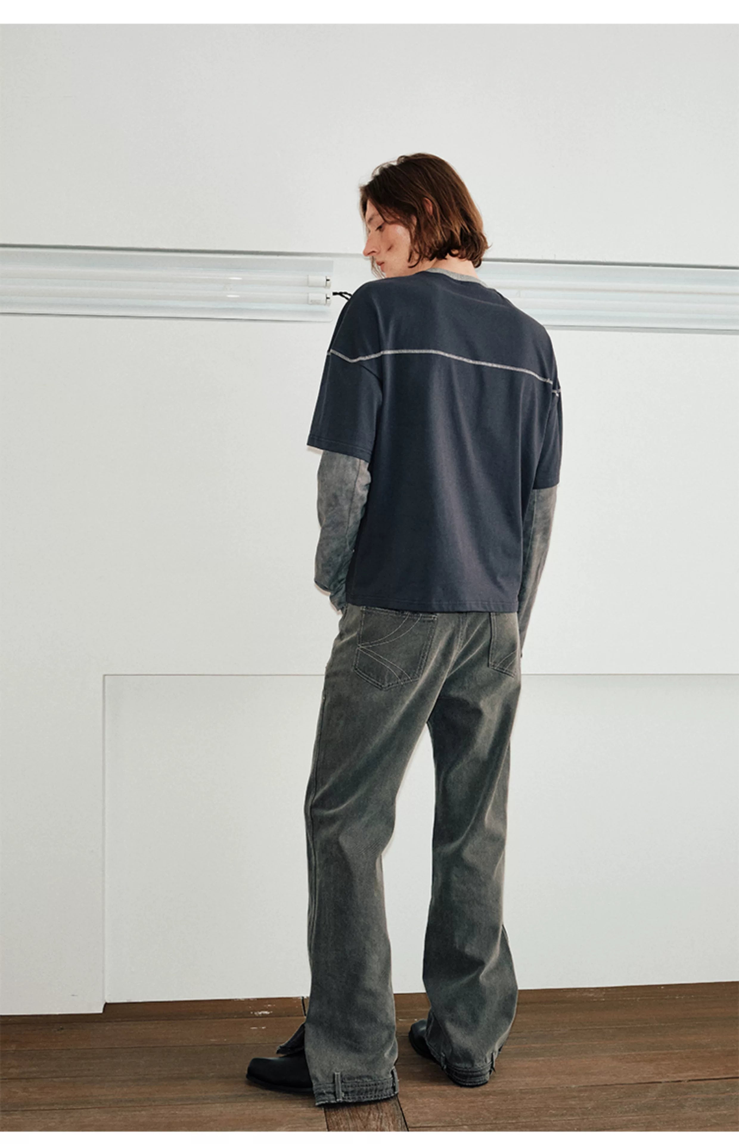 Men's Distressed Two-Way Zip Flared Jeans