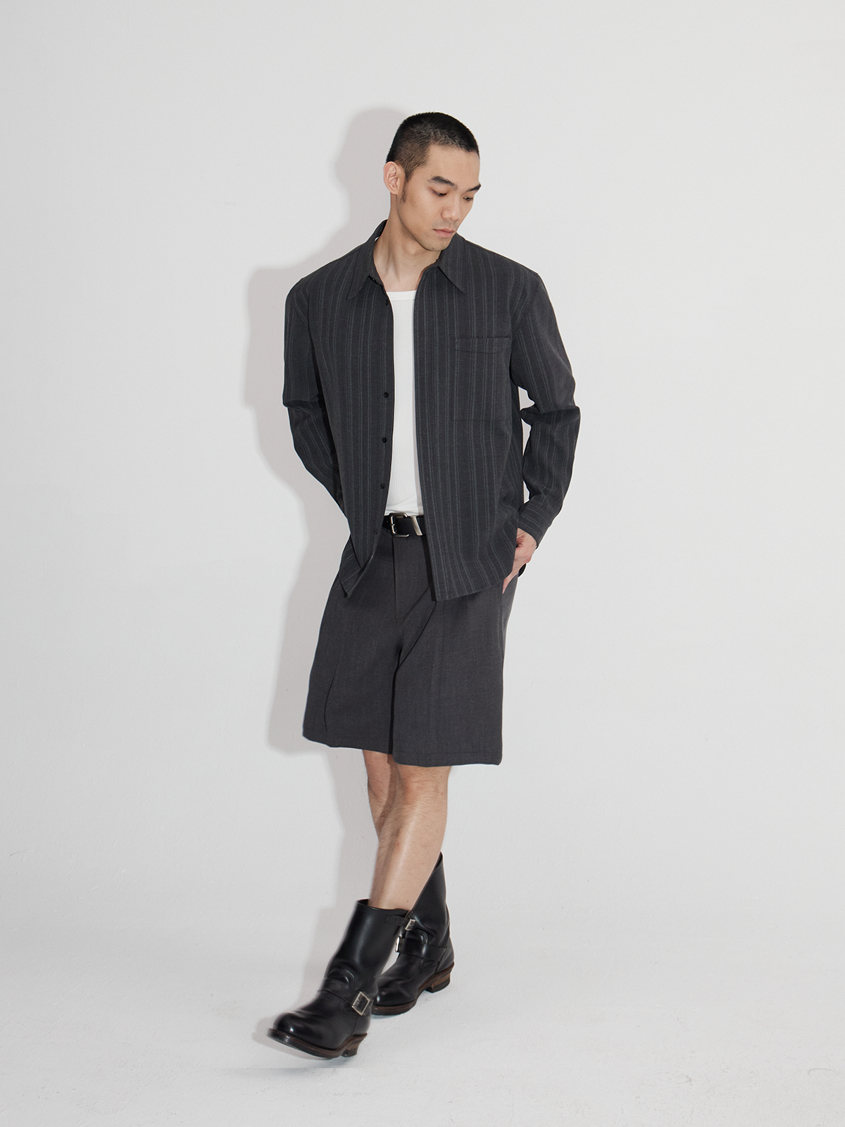 Wrinkle-Resistant Chest Pocket Shirts