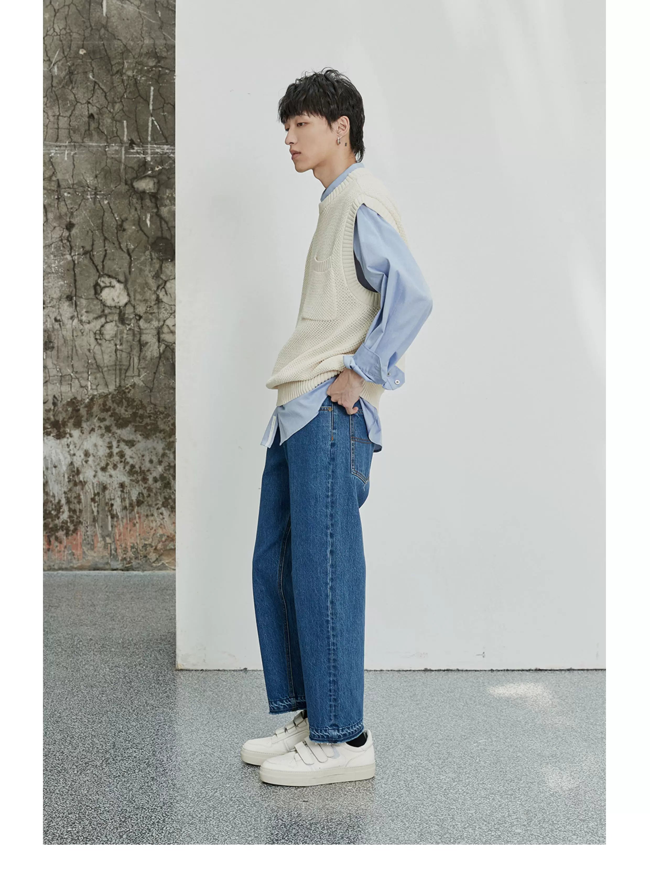 Vintage Washed Distressed Straight Cropped Jeans