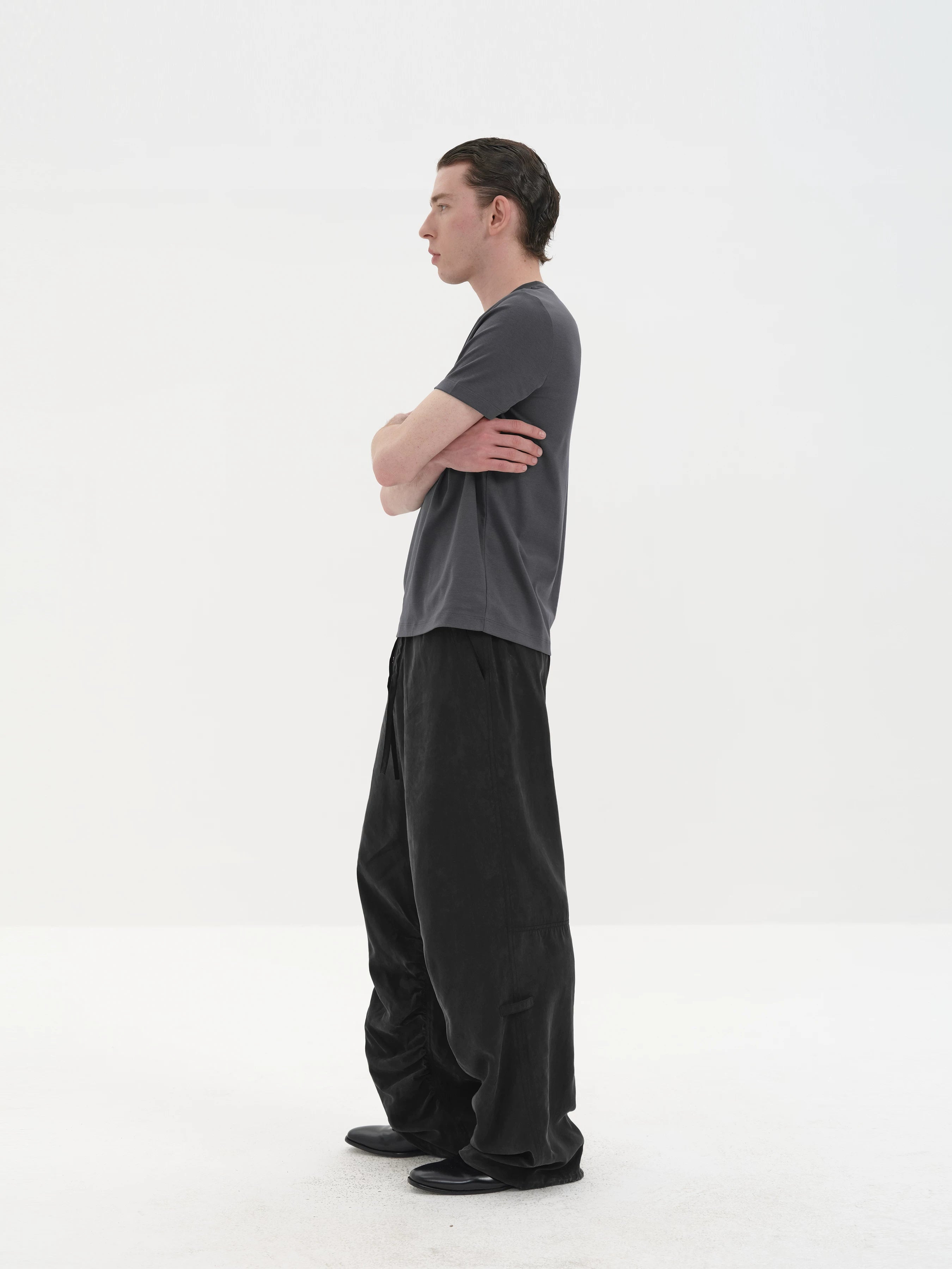 Sand Washed Pleated Tencel Pants