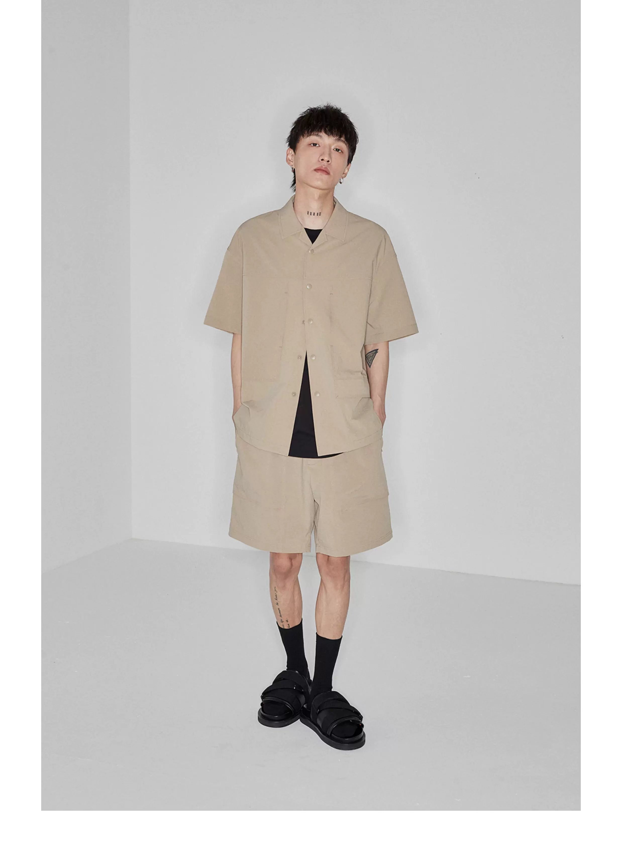 Plaid Multi-Pocket Elastic Waist Shorts