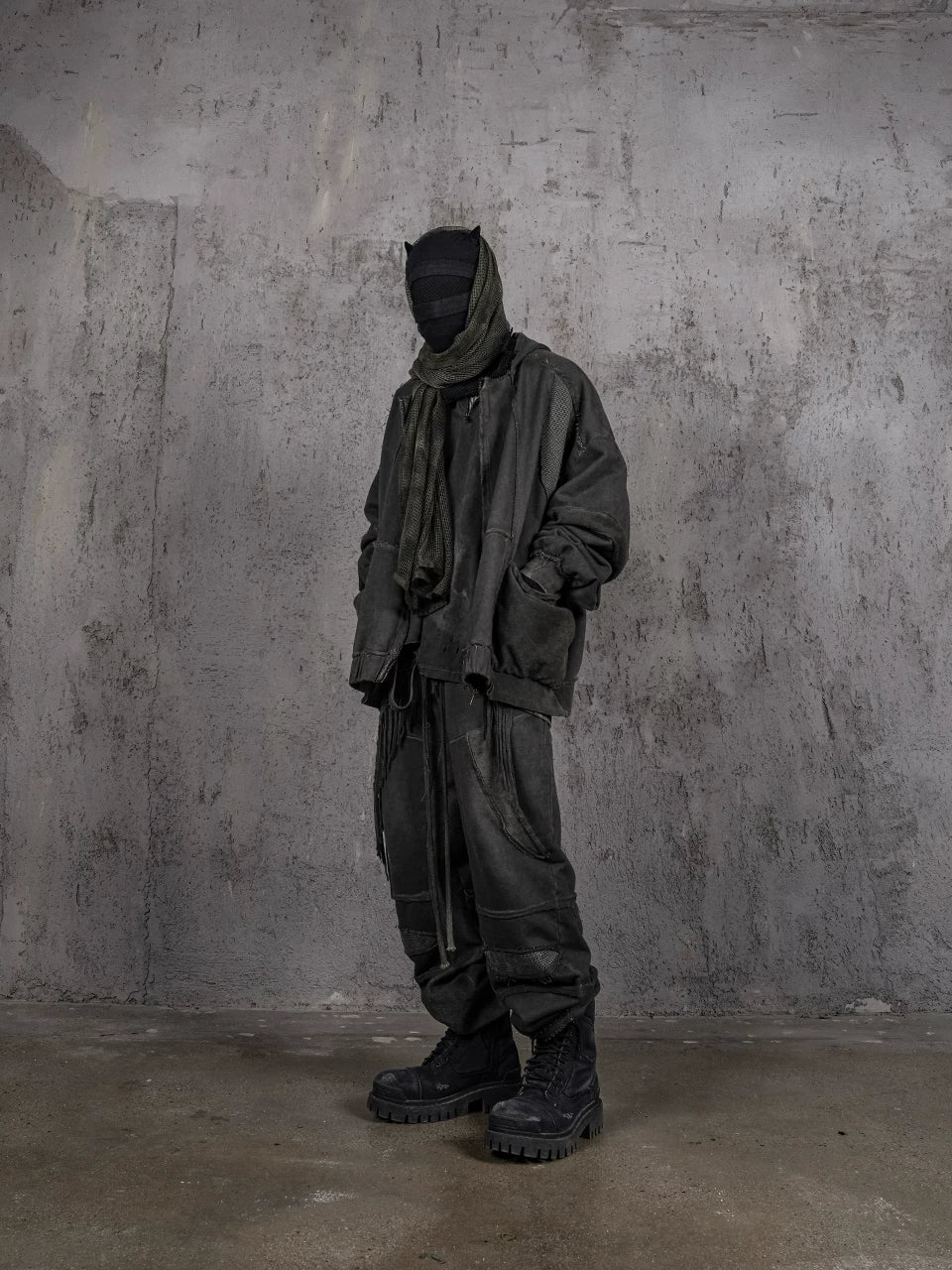 Demon Tooth Heavyweight Distressed Cuffed Sweatpants