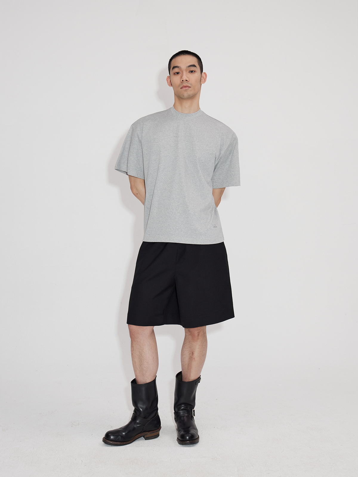 Oversized Short Sleeve Broad Shoulder Tees