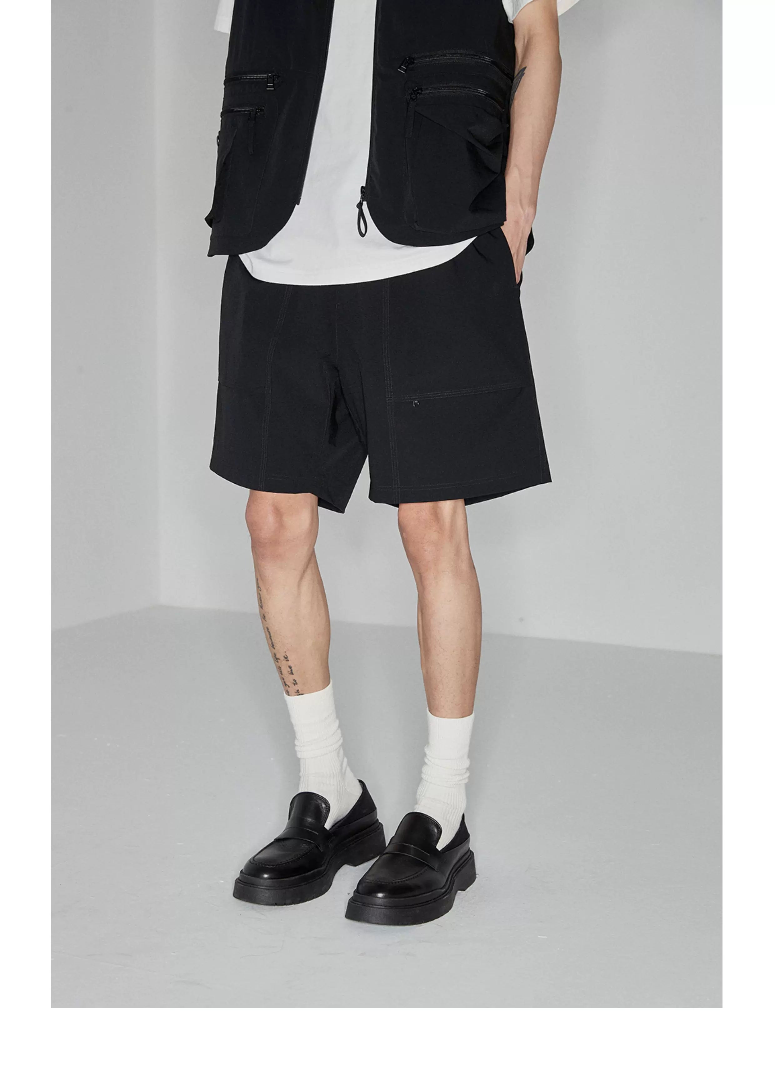 Plaid Multi-Pocket Elastic Waist Shorts