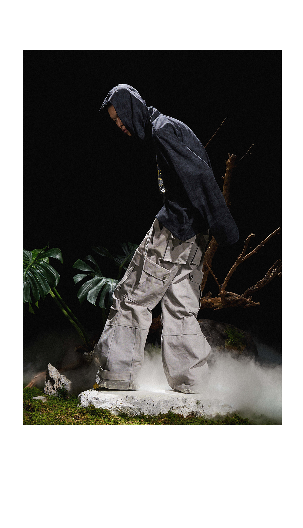 Three-Color Ring-Cut Cargo Pants