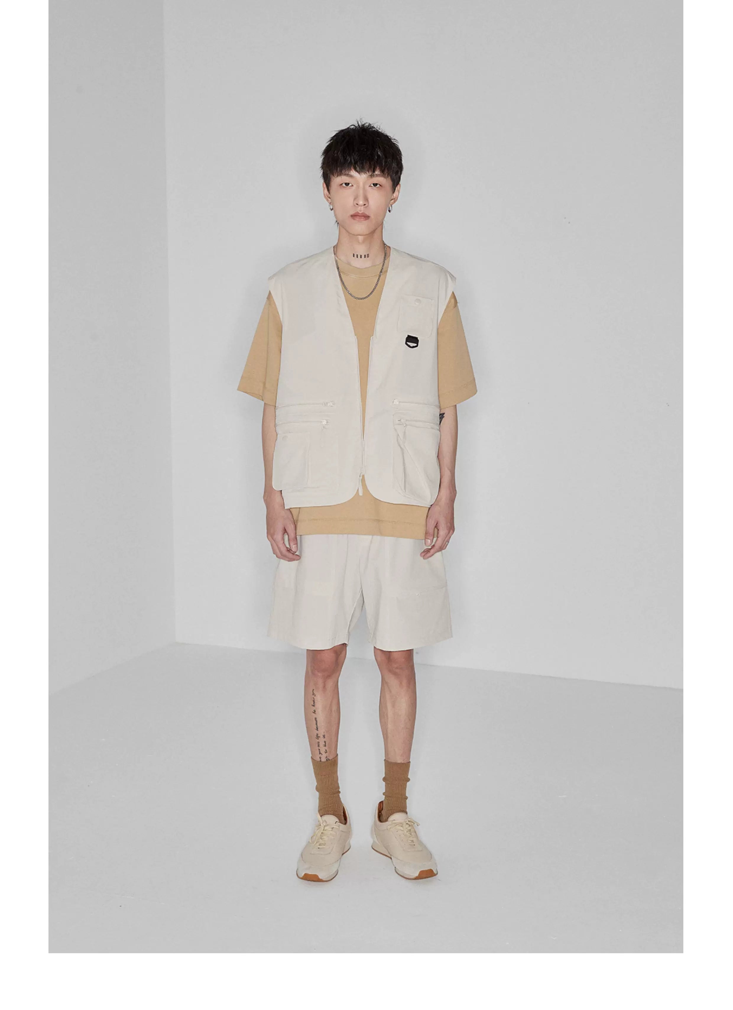 Plaid Multi-Pocket Elastic Waist Shorts