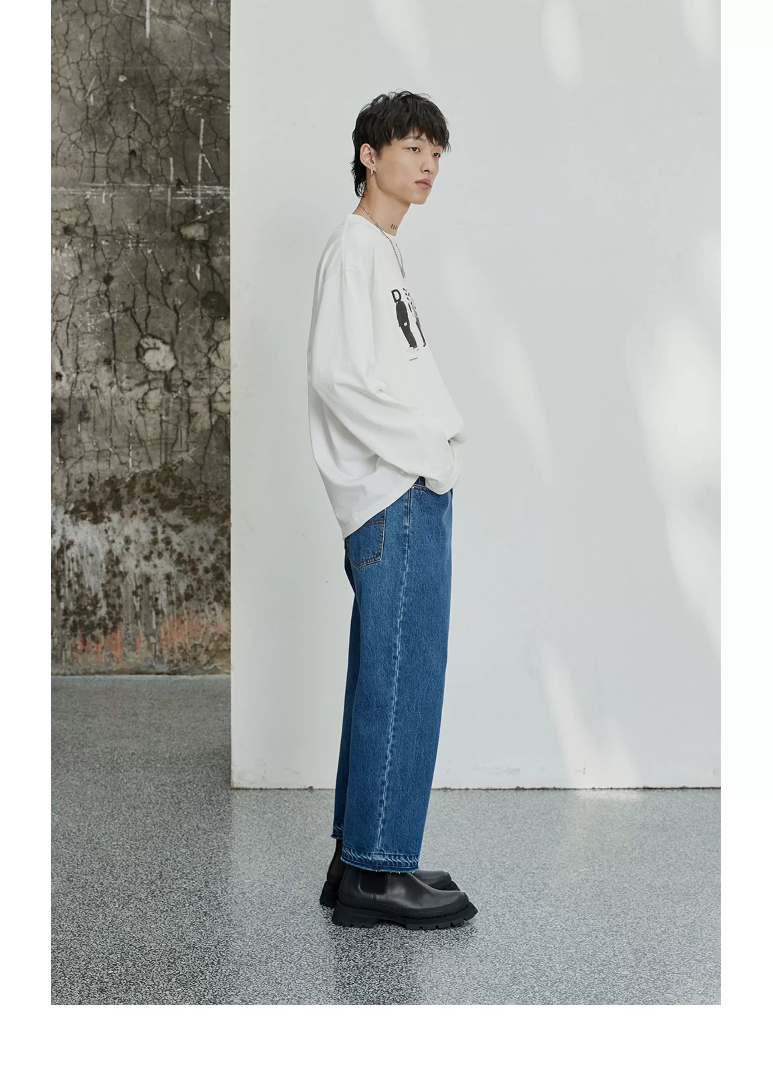 Vintage Washed Distressed Straight Cropped Jeans