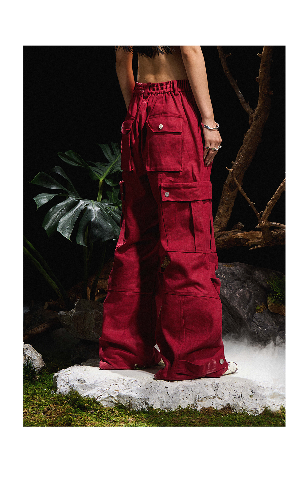 Three-Color Ring-Cut Cargo Pants
