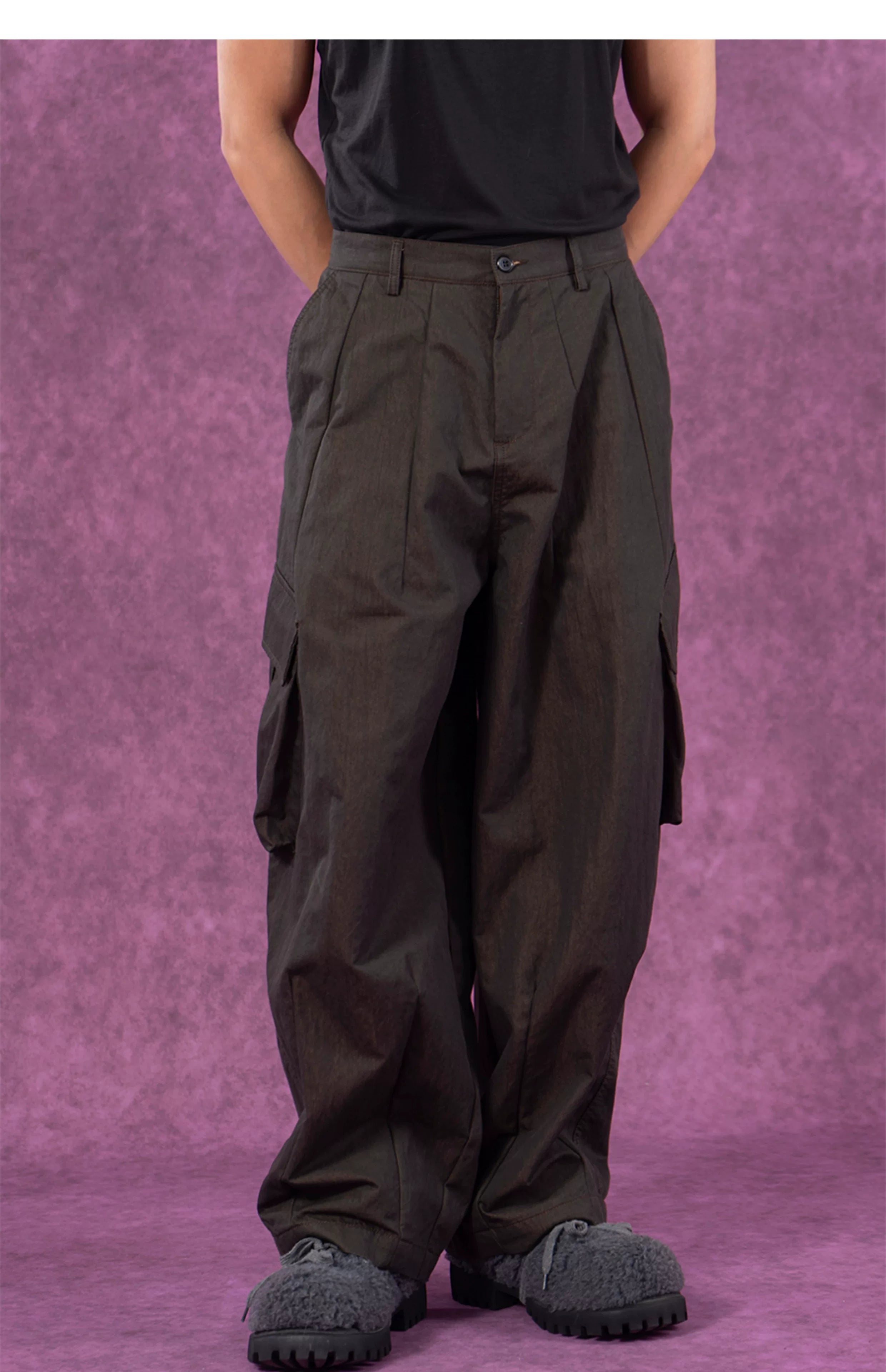 Men's Beige Loose Curved Cargo Pants