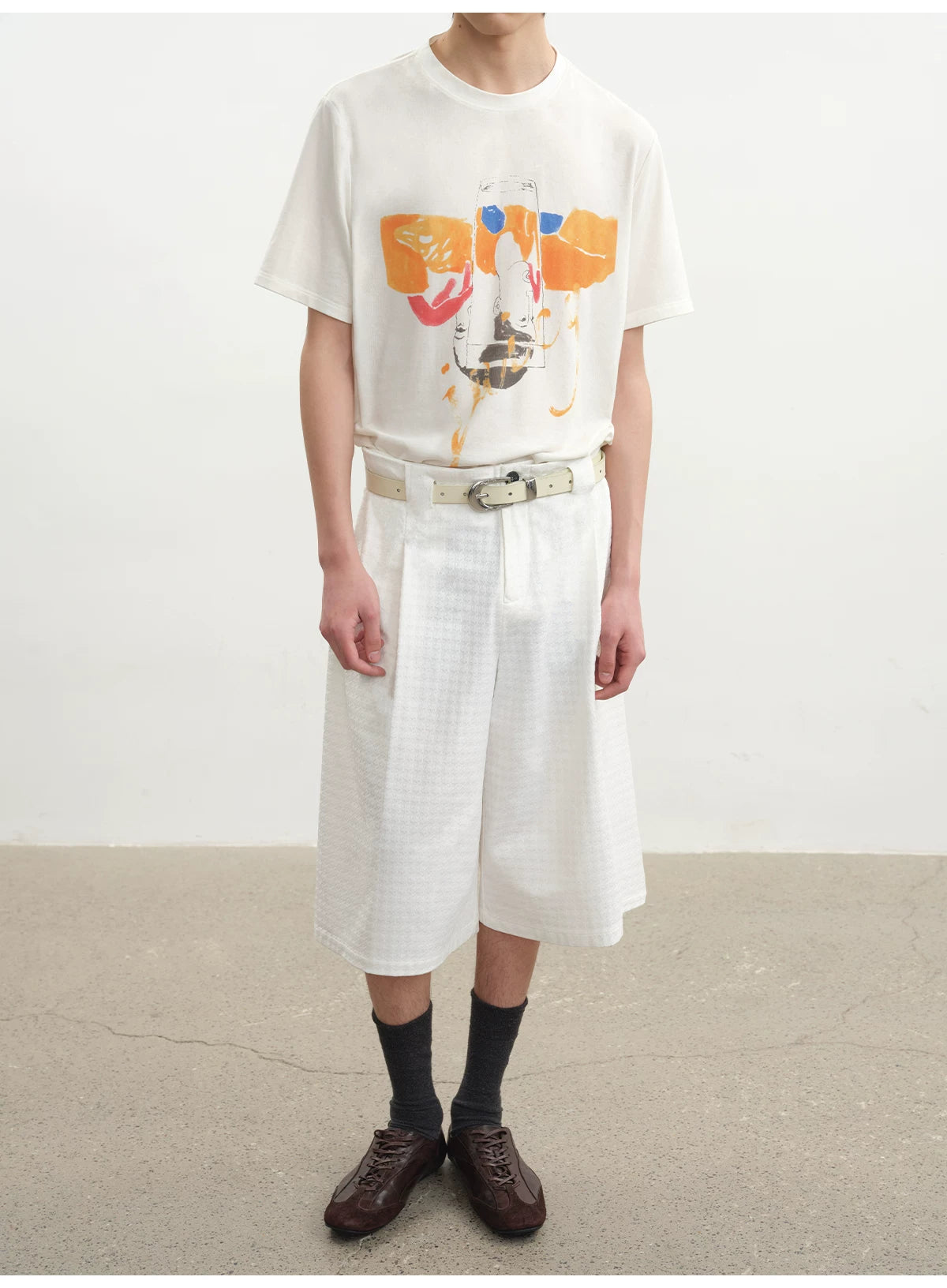 Houndstooth Pleated Capri Pants