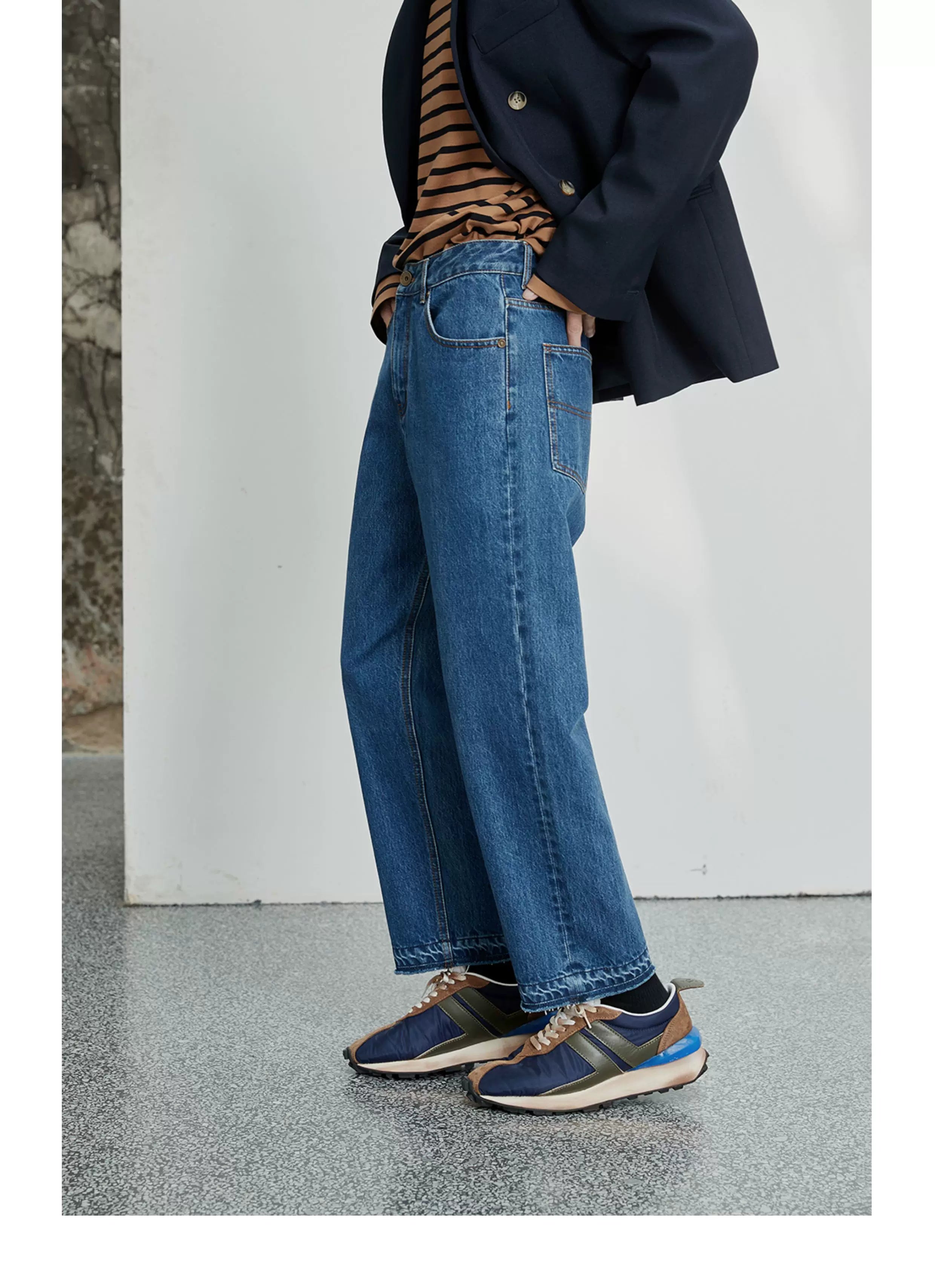 Vintage Washed Distressed Straight Cropped Jeans