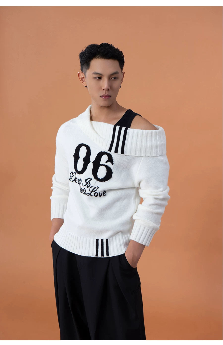 Loose Unisex White Off-shoulder Turtleneck Sweater