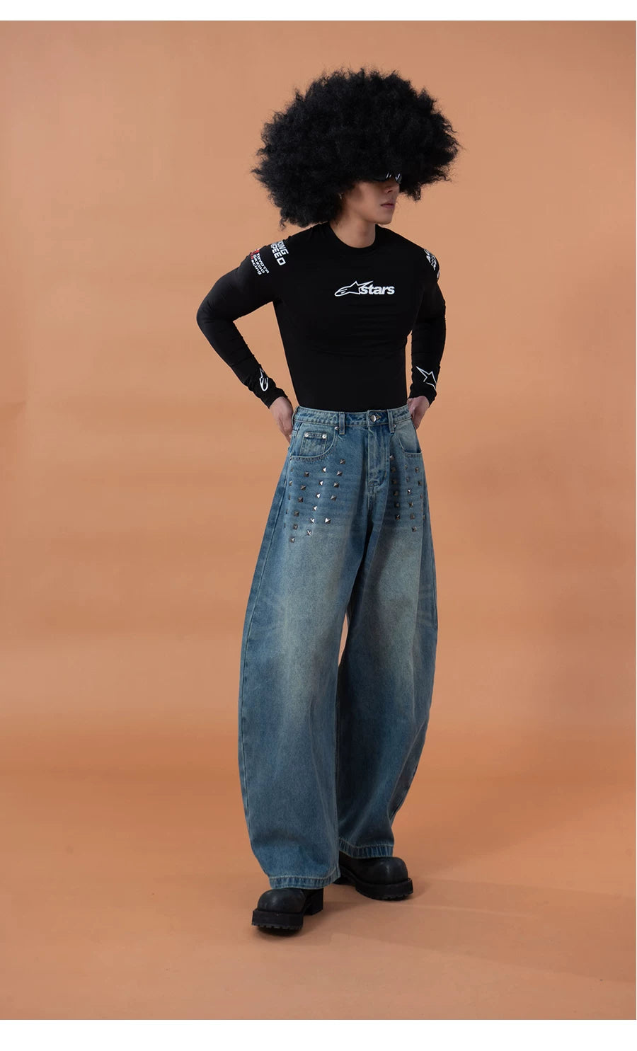 Men's Blue Riveted Curved Jeans