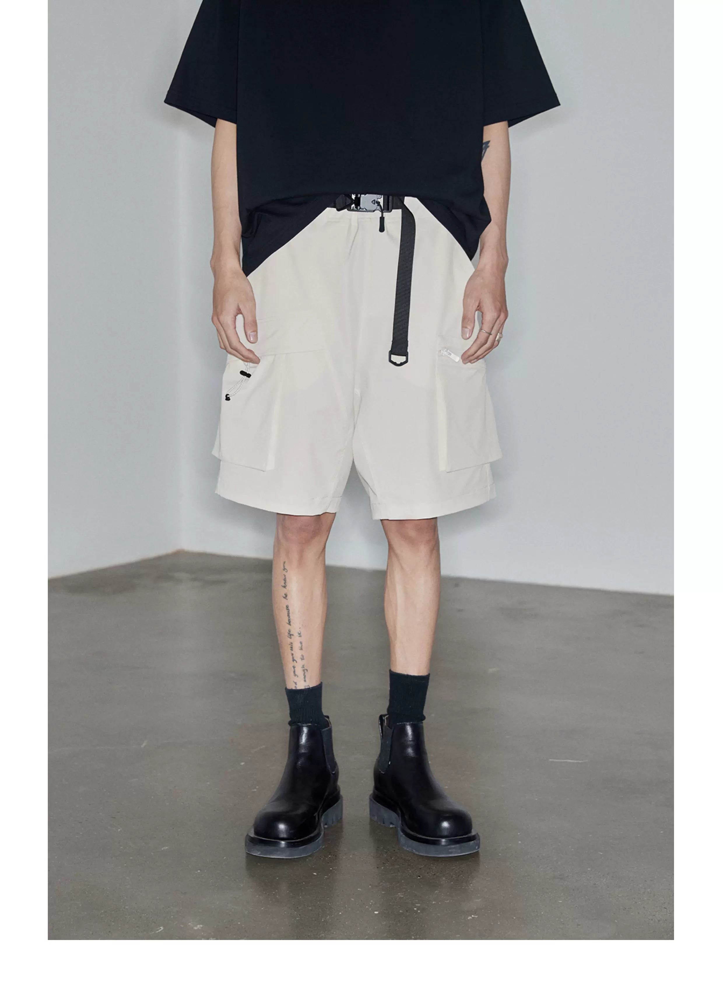 Magnetic Belted Elastic Multi-pocket Shorts
