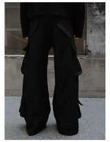 Knotty Curved Multi-Pocket Cargo Pants