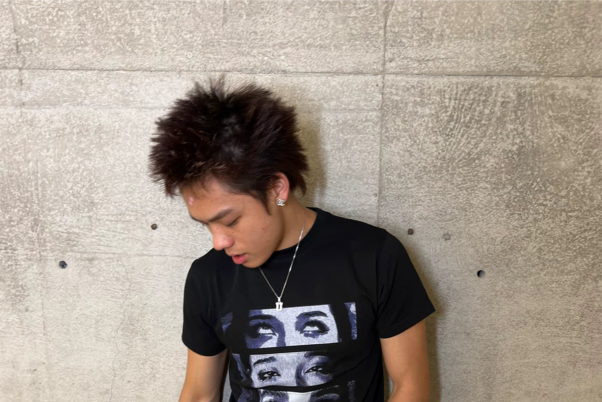 Vintage Washed Graphic Slim Tee