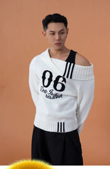 Loose Unisex White Off-shoulder Turtleneck Sweater