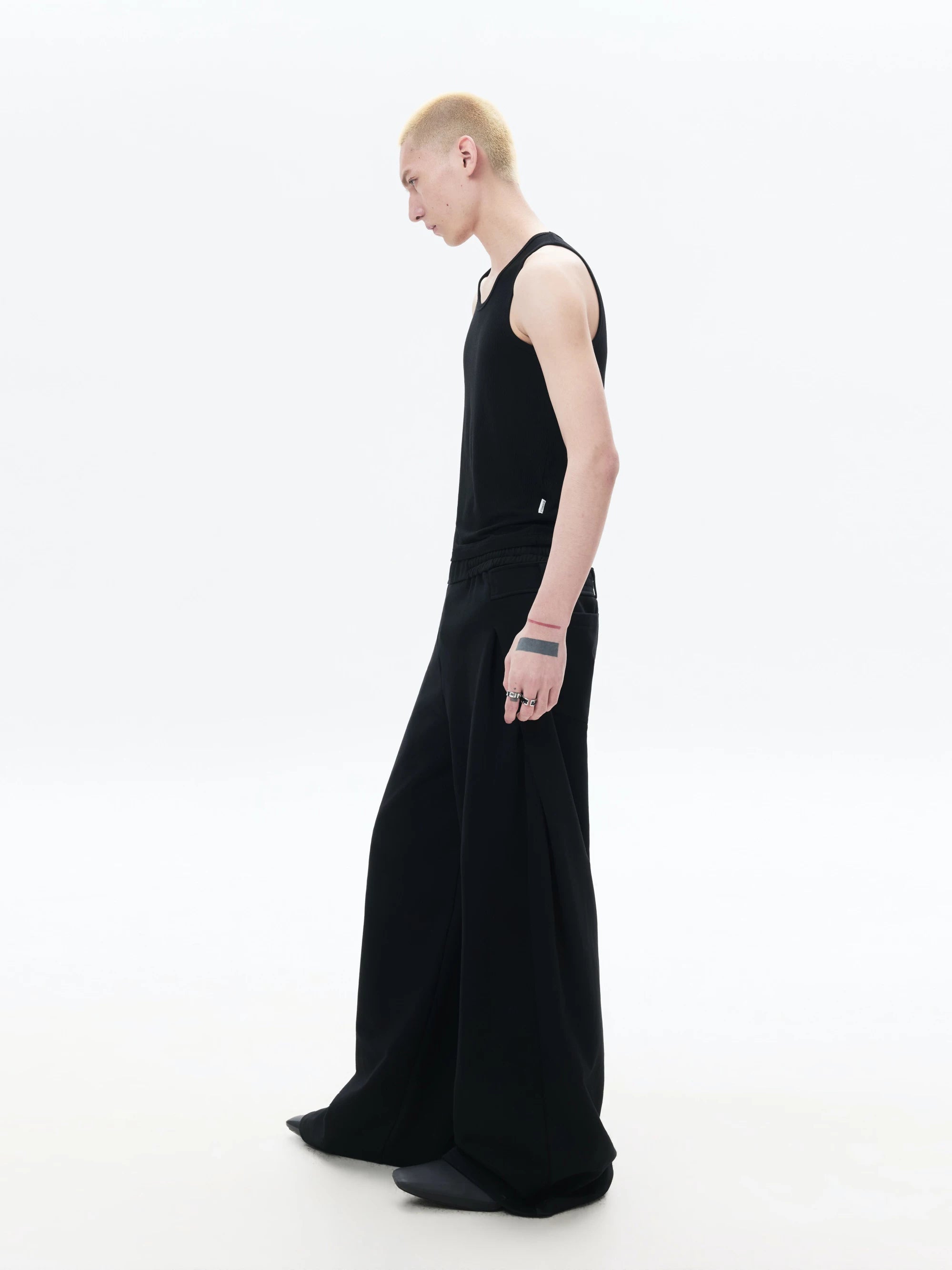 Loose Black Pleated Wide Leg Sweatpants