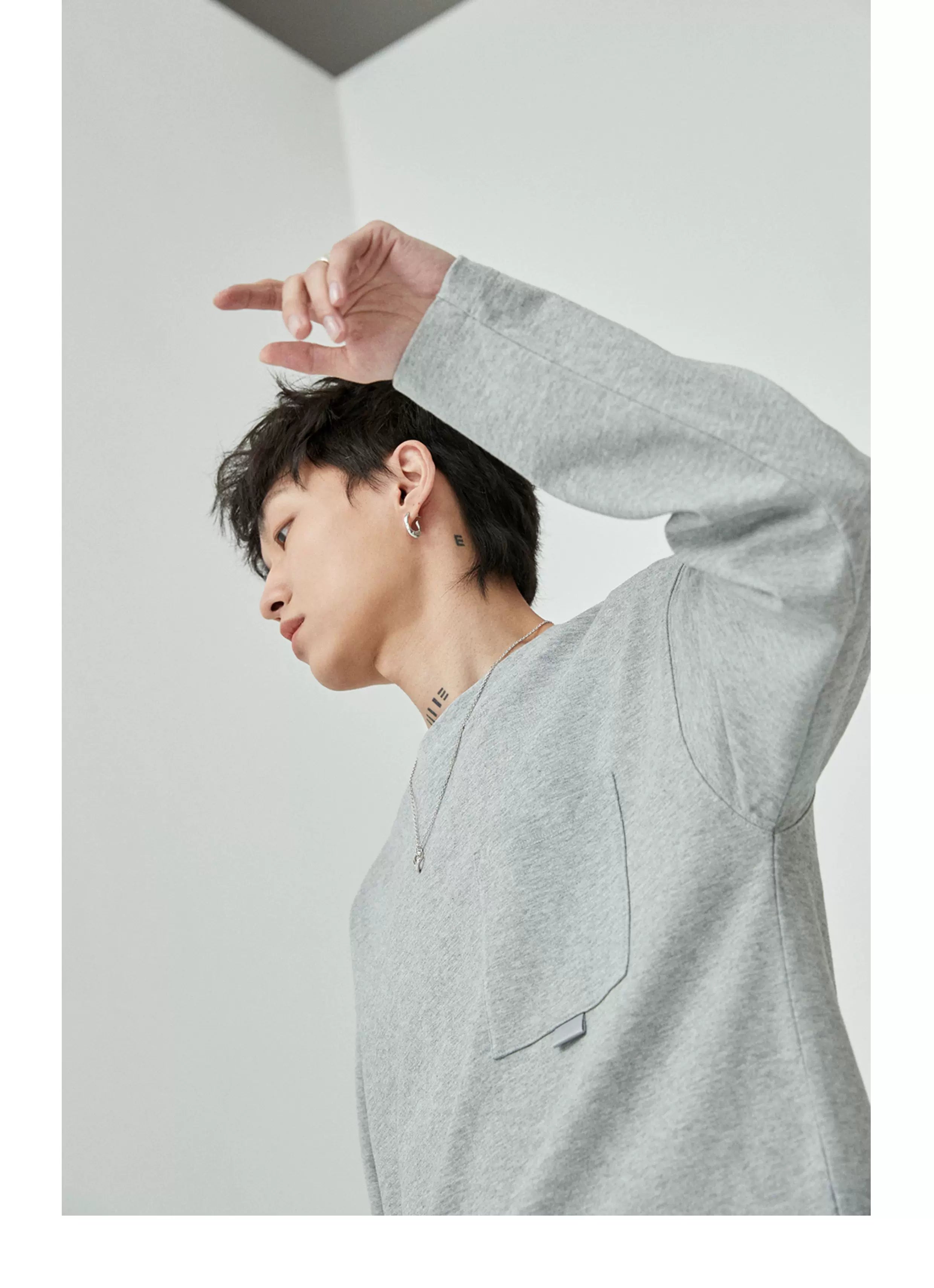Ribbon Pocket Long Sleeve Tee