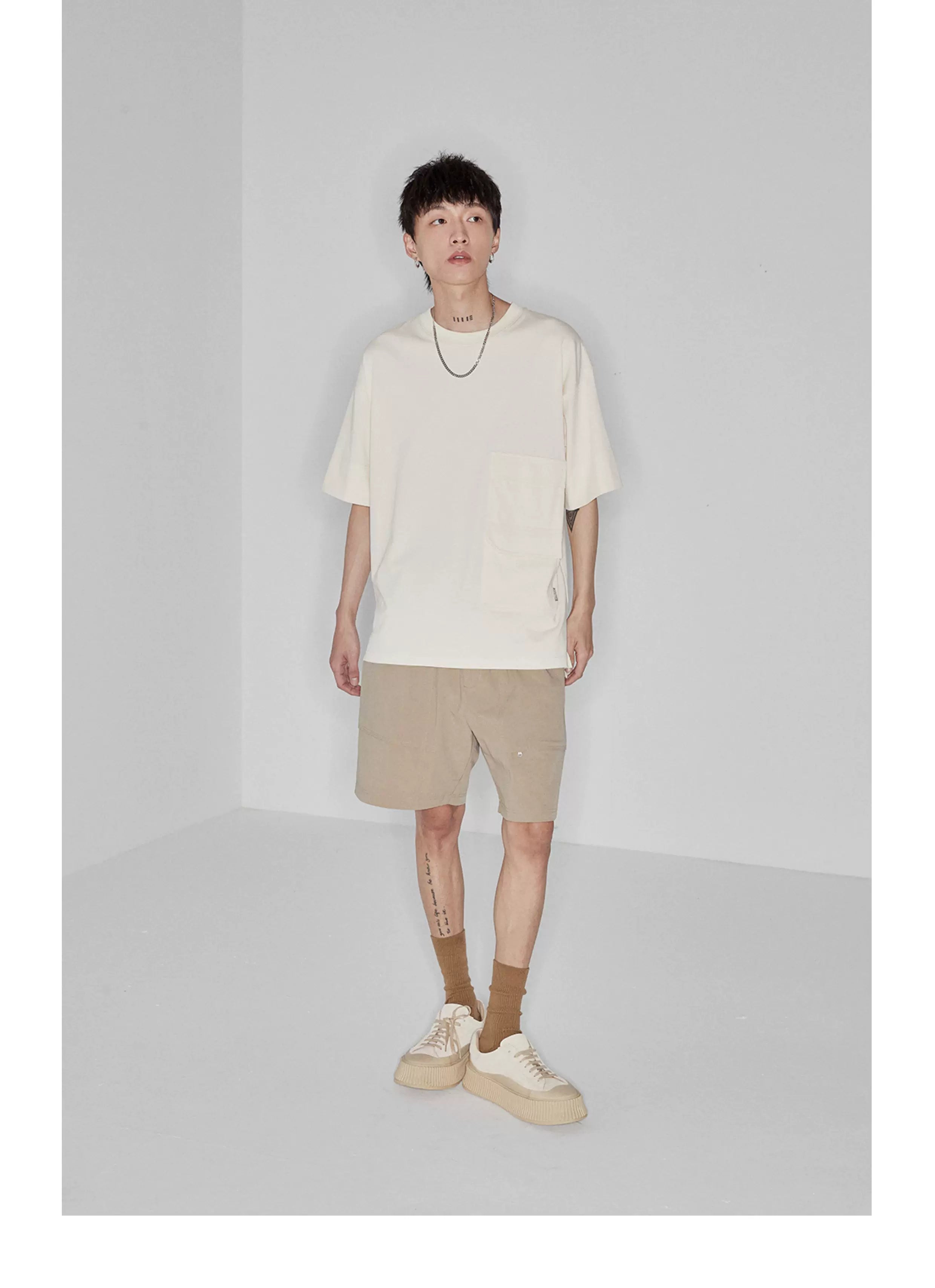 Plaid Multi-Pocket Elastic Waist Shorts