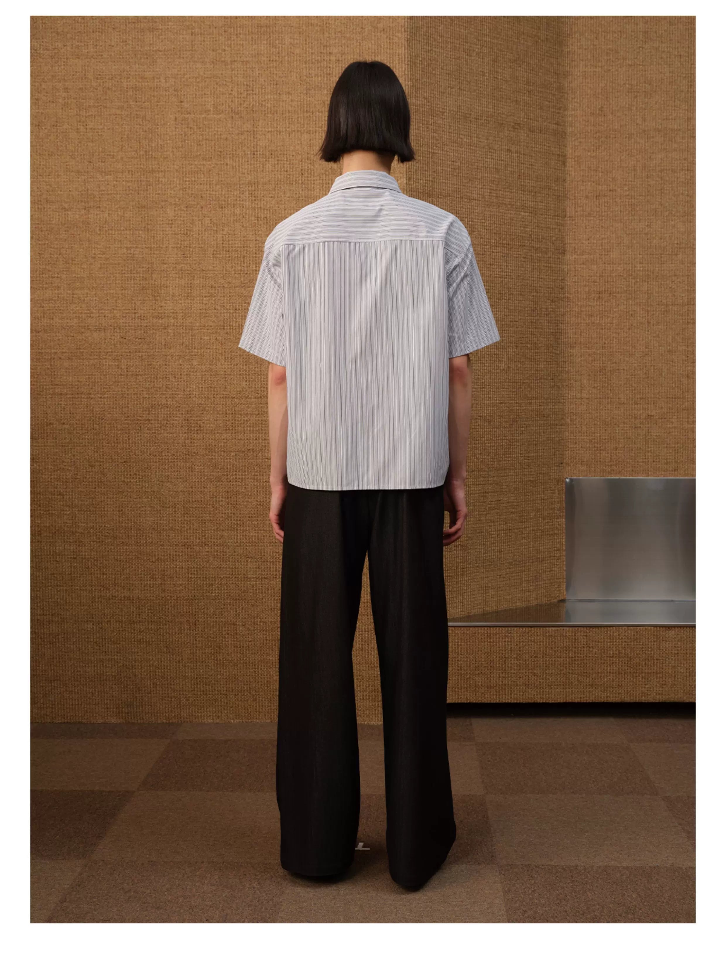 Curved Stripe Short Sleeve Shirt