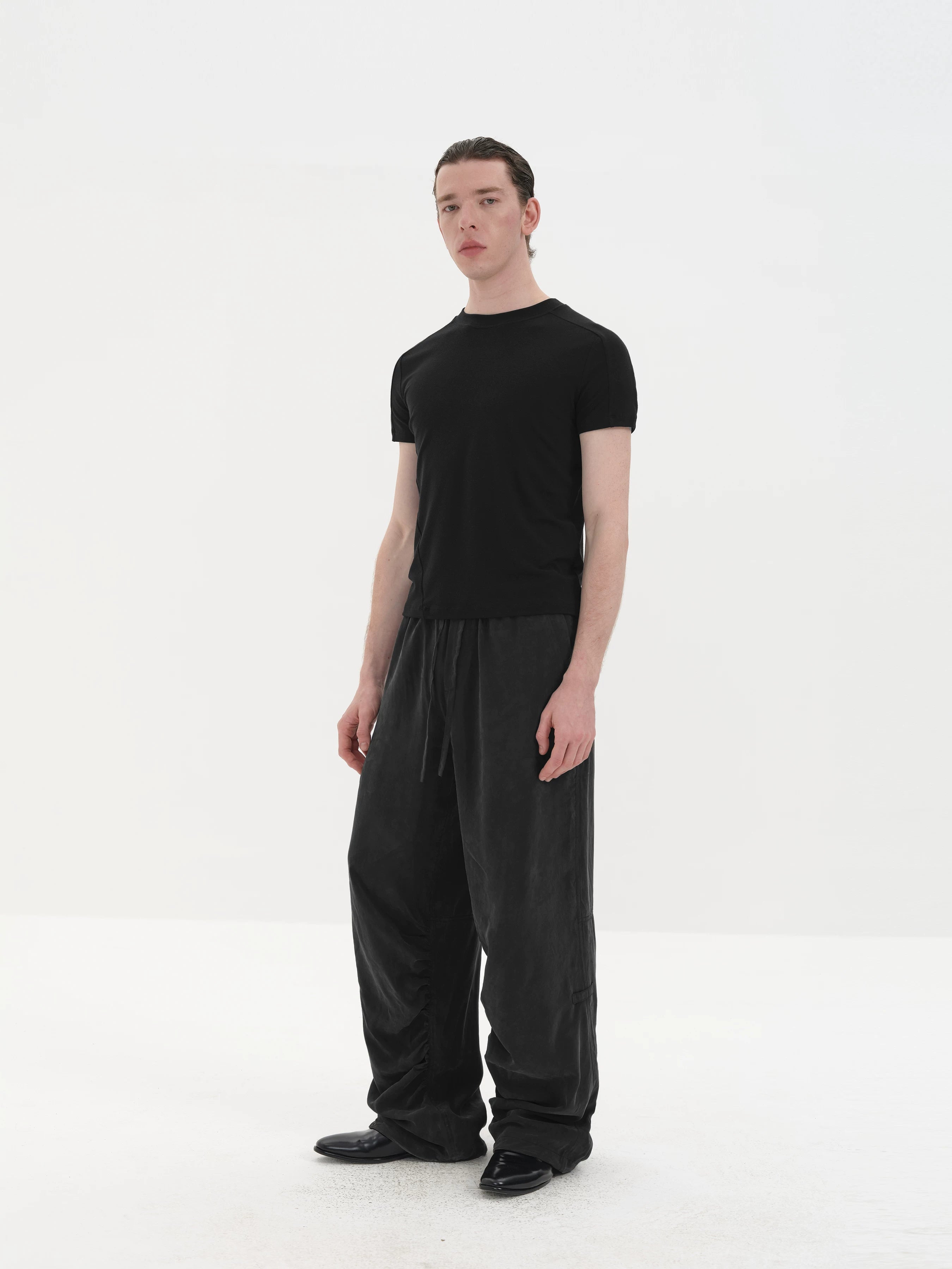 Sand Washed Pleated Tencel Pants