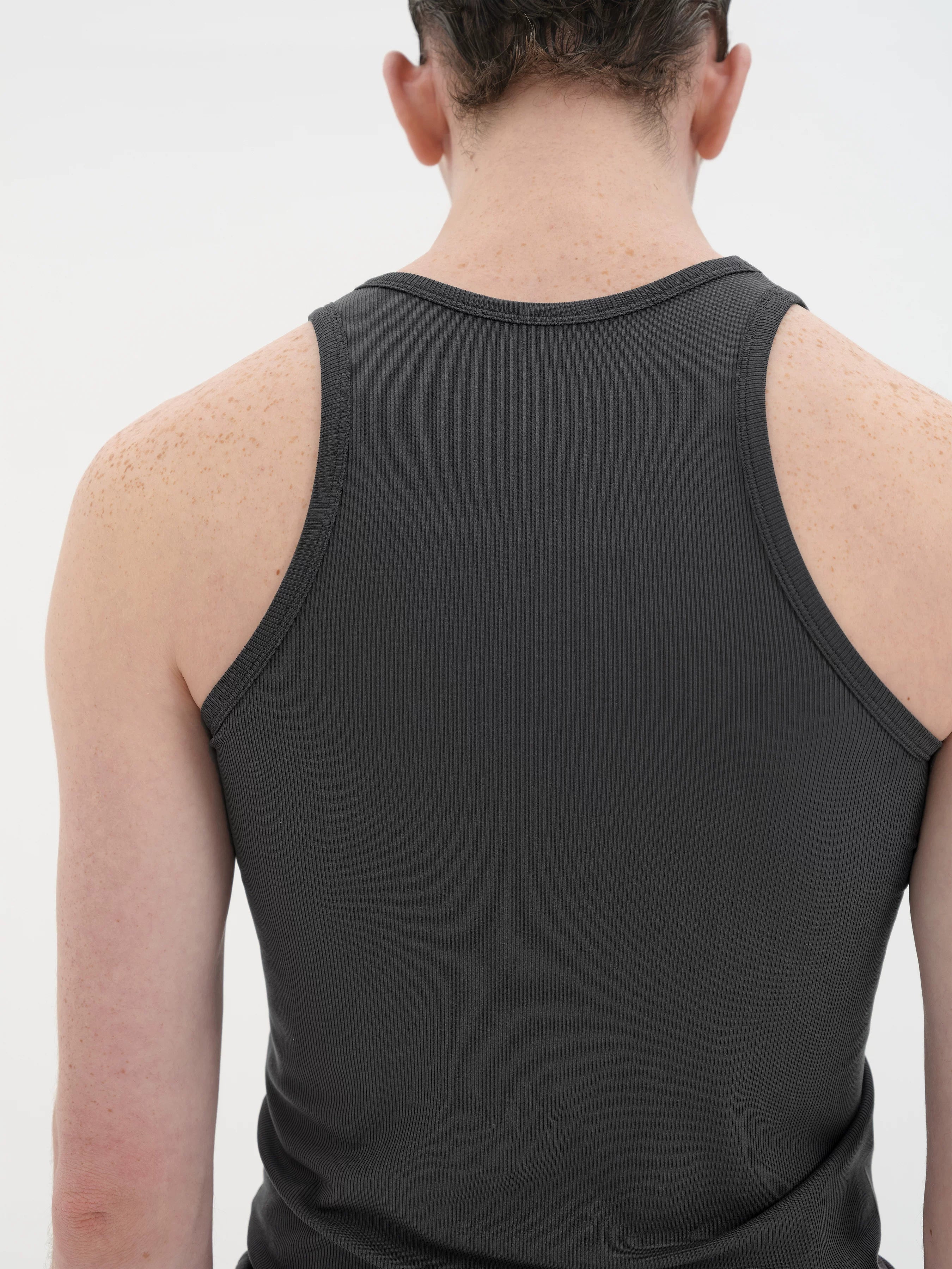 Flattering Lightweight Narrow Collar Vest