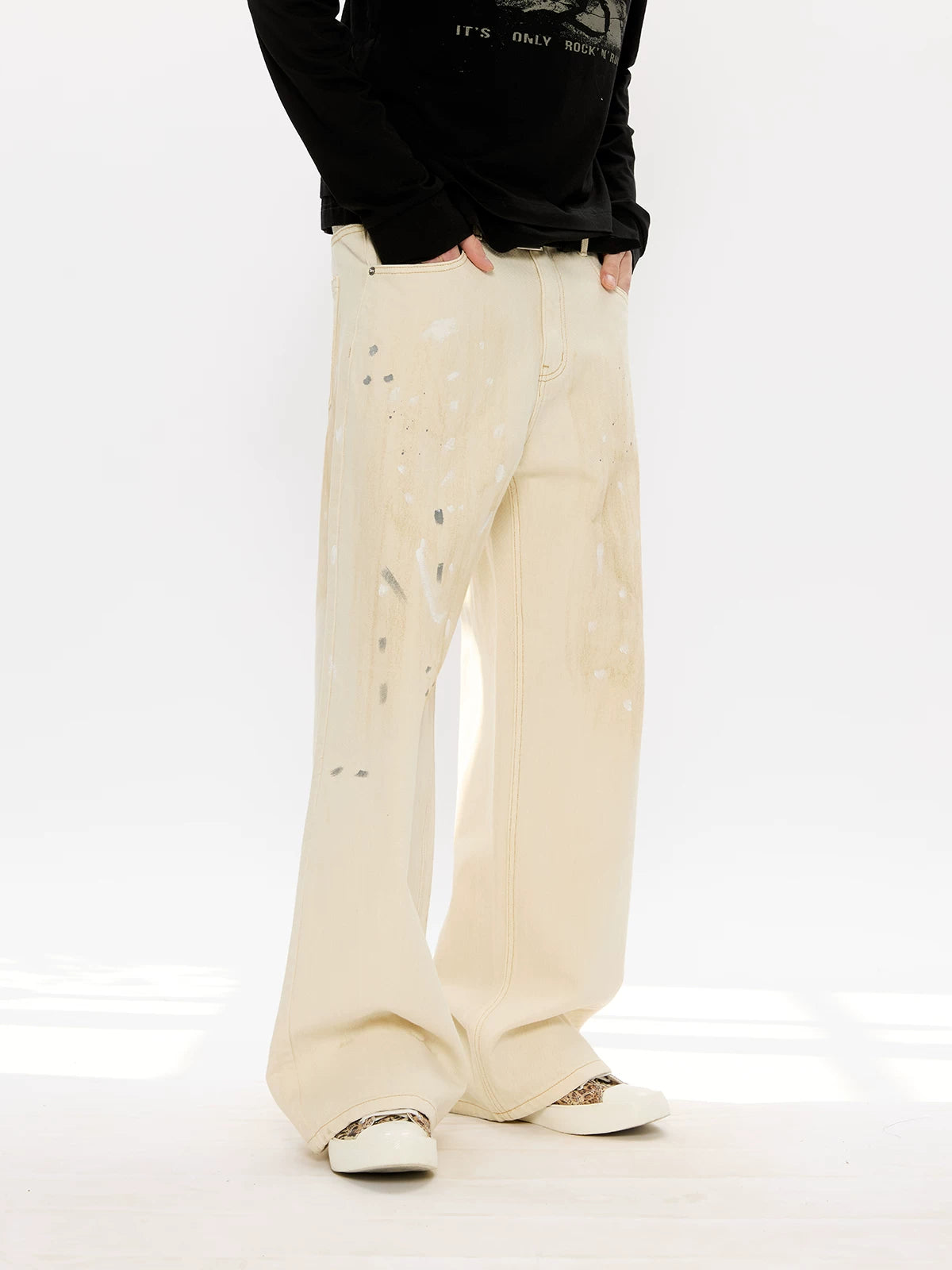 Men's Distressed Splashed Ink Straight Jeans