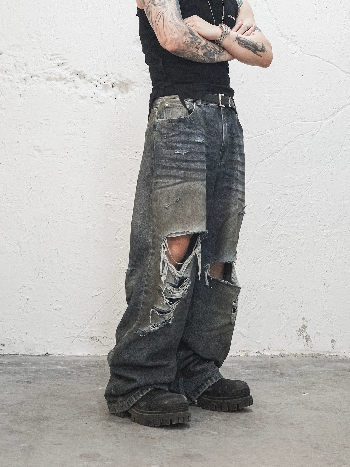 Muddy Distressed Ripped Baggy Jeans