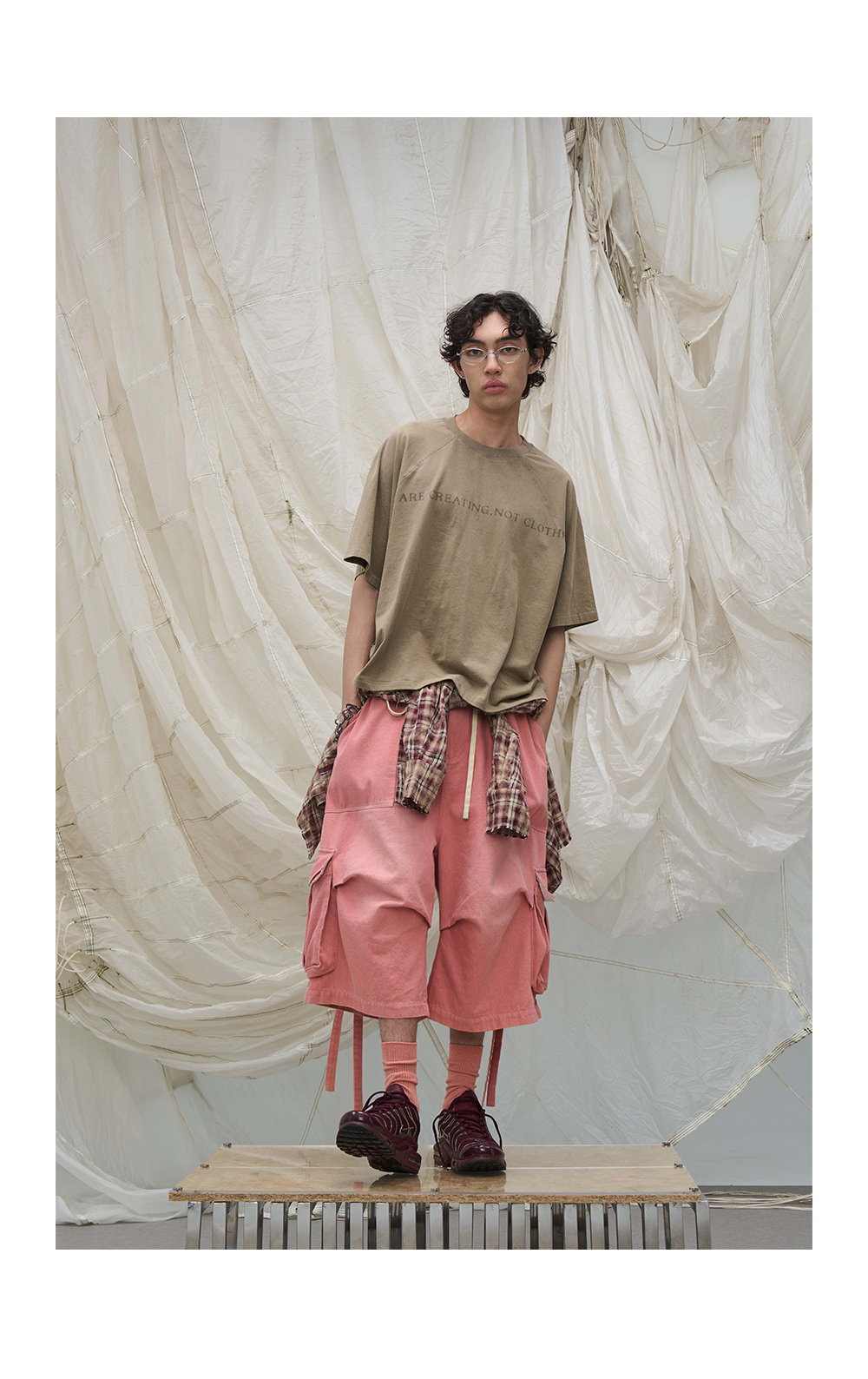 Oversized Adjustable Bow Pink-Washed Denim Shorts