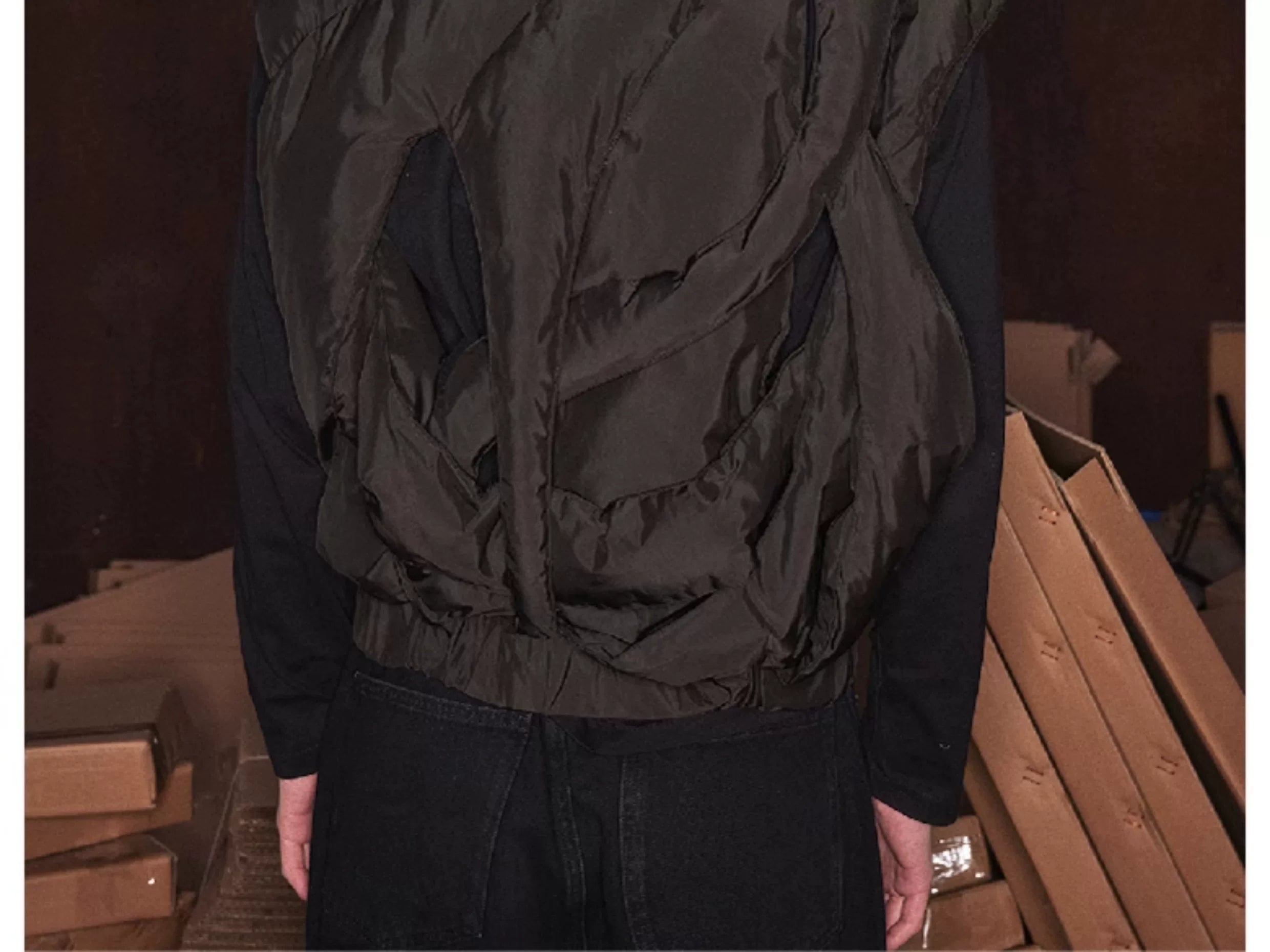 Unisex Puffy Cutout Dark Cotton Vest